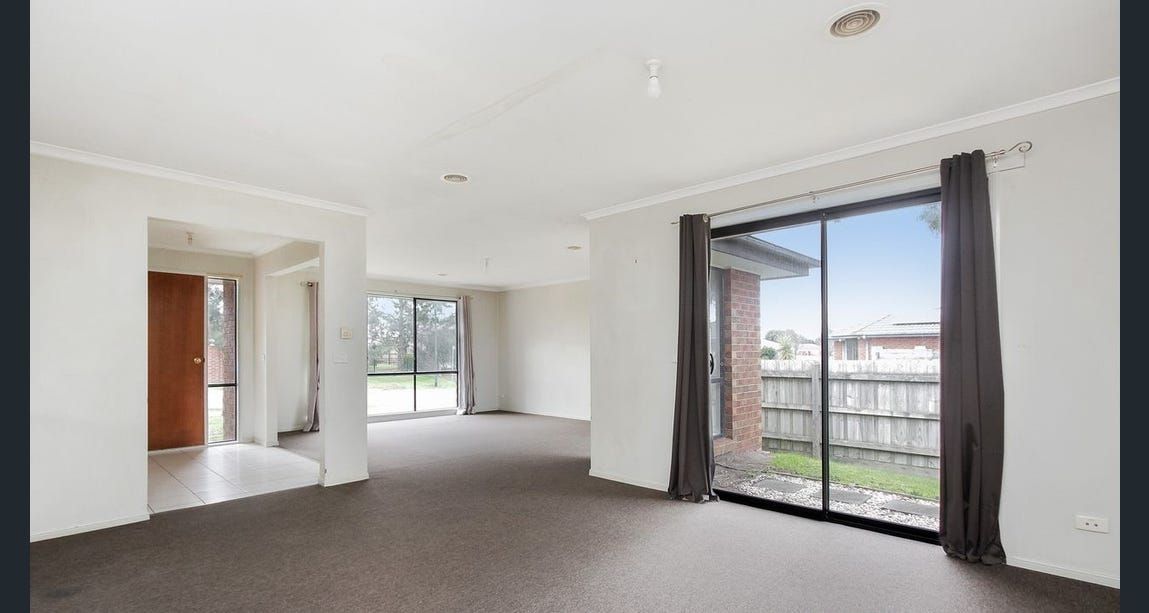 17 Karoonda Way, Hampton Park, VIC 3976
