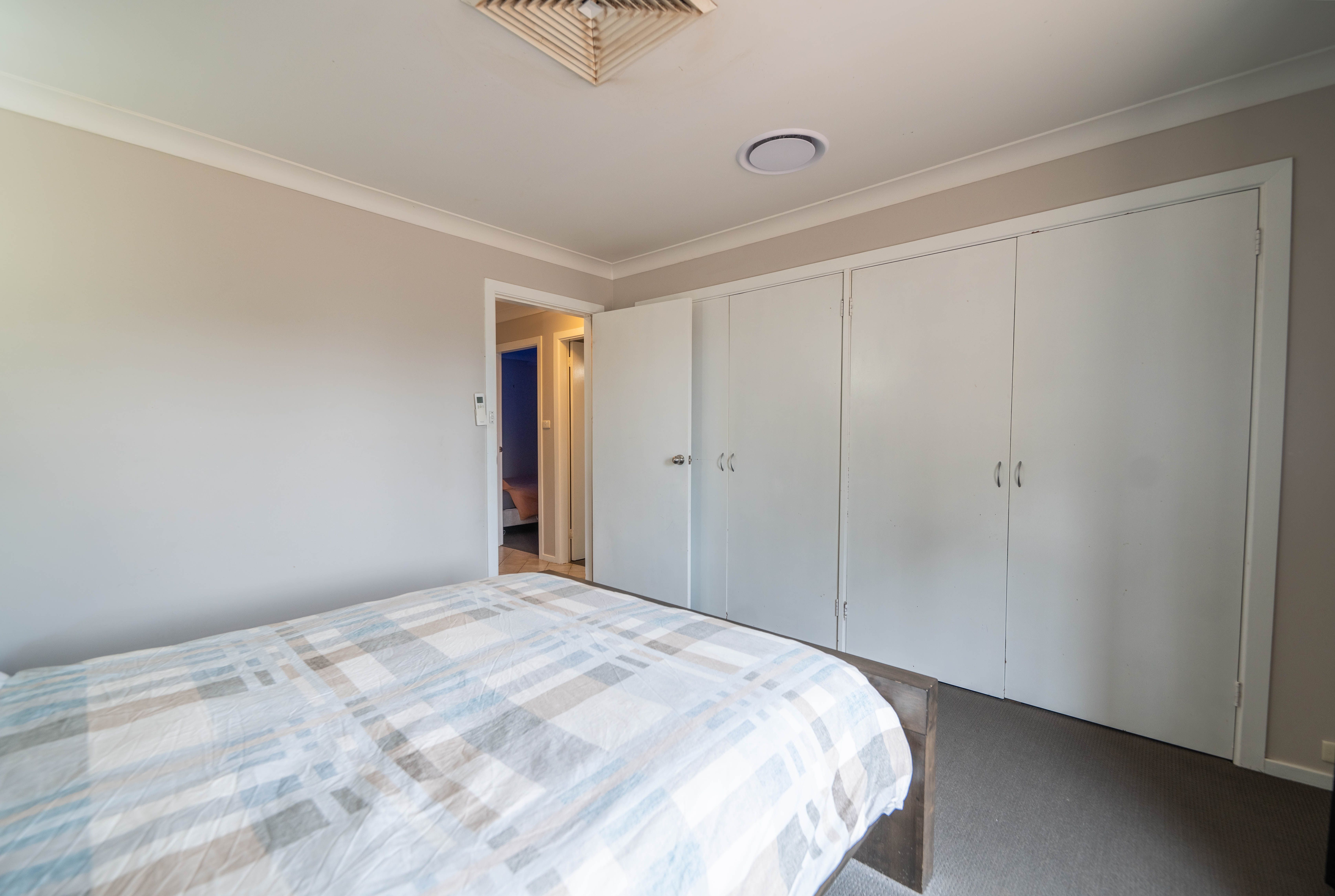 22 Brolgan Road — photo 7 of 11