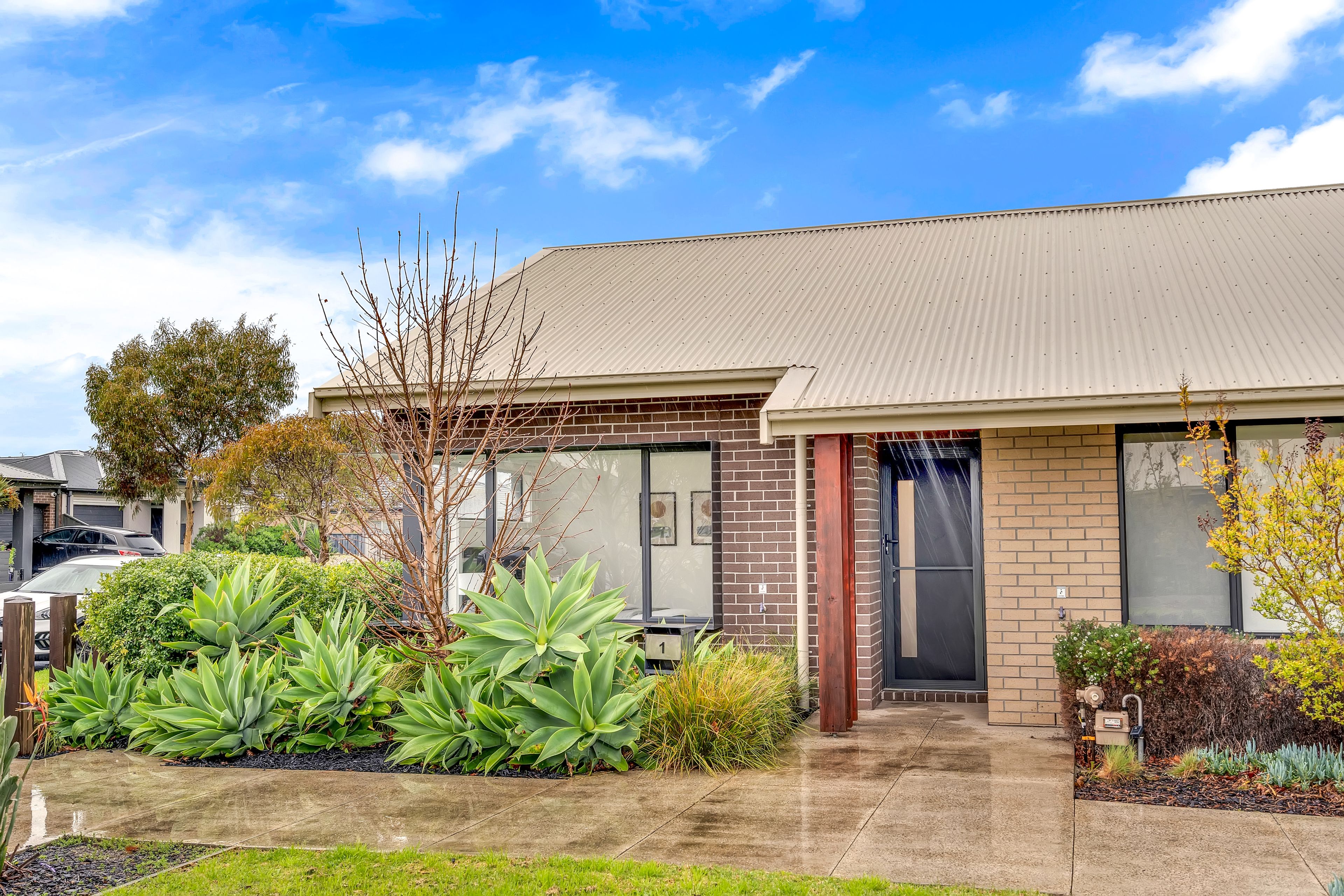 1 Strata Walk, Greenvale, VIC 3059