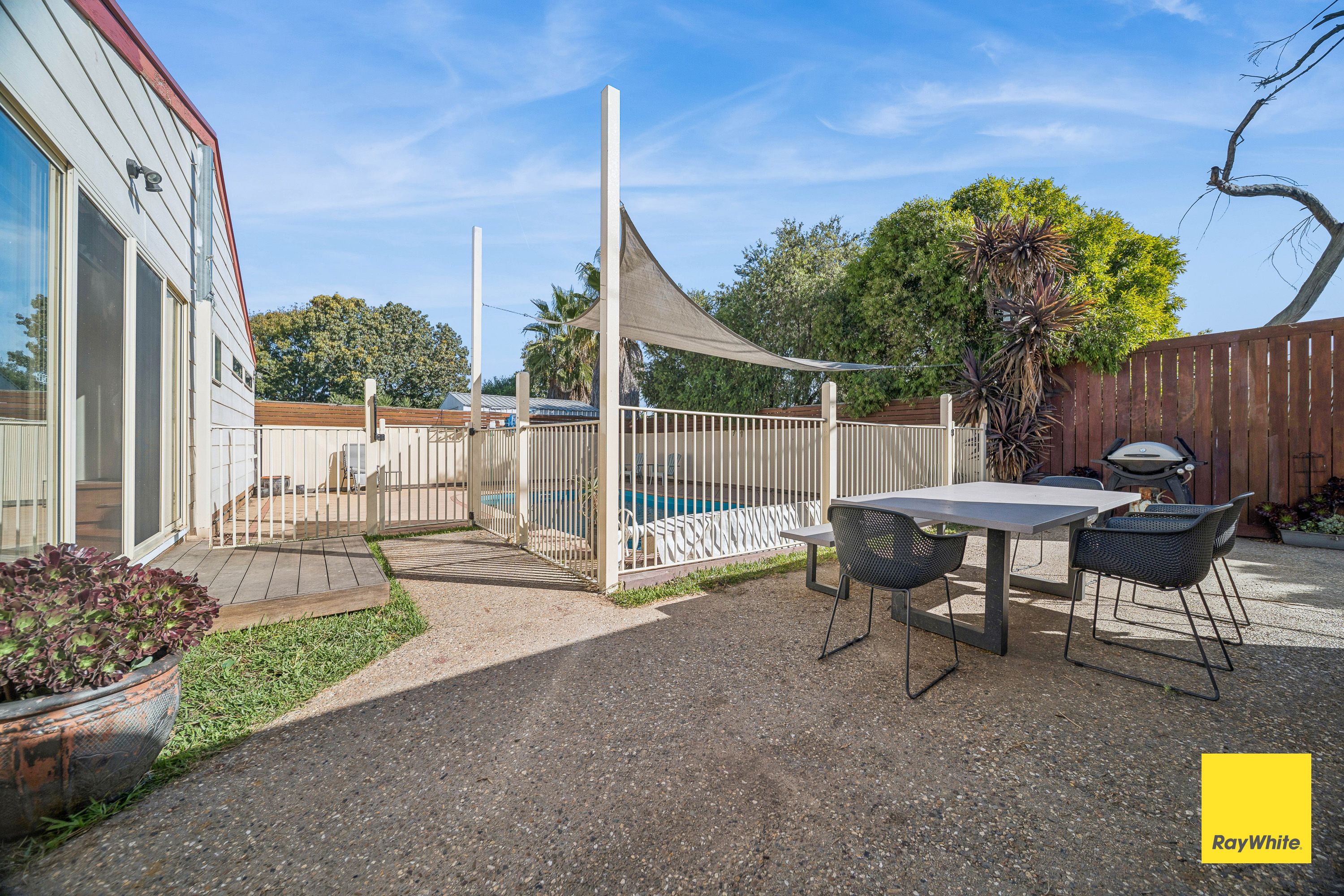 19 Saade Street — photo 17 of 23