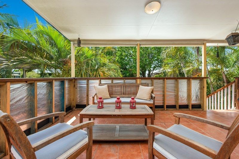 29 Yuletide Street, Holland Park West, QLD 4121