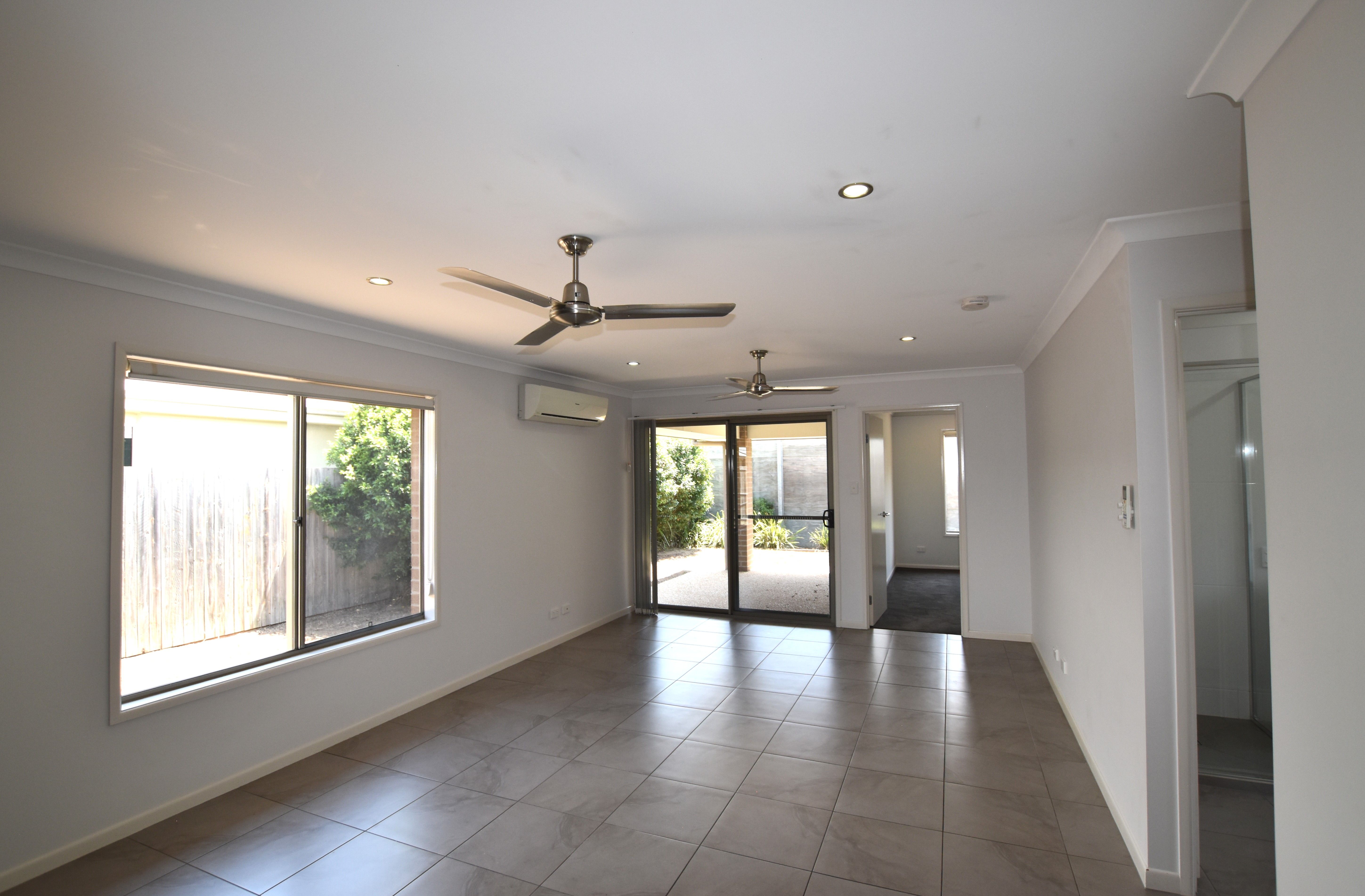 43 Petrel Street, Kirkwood, QLD 4680