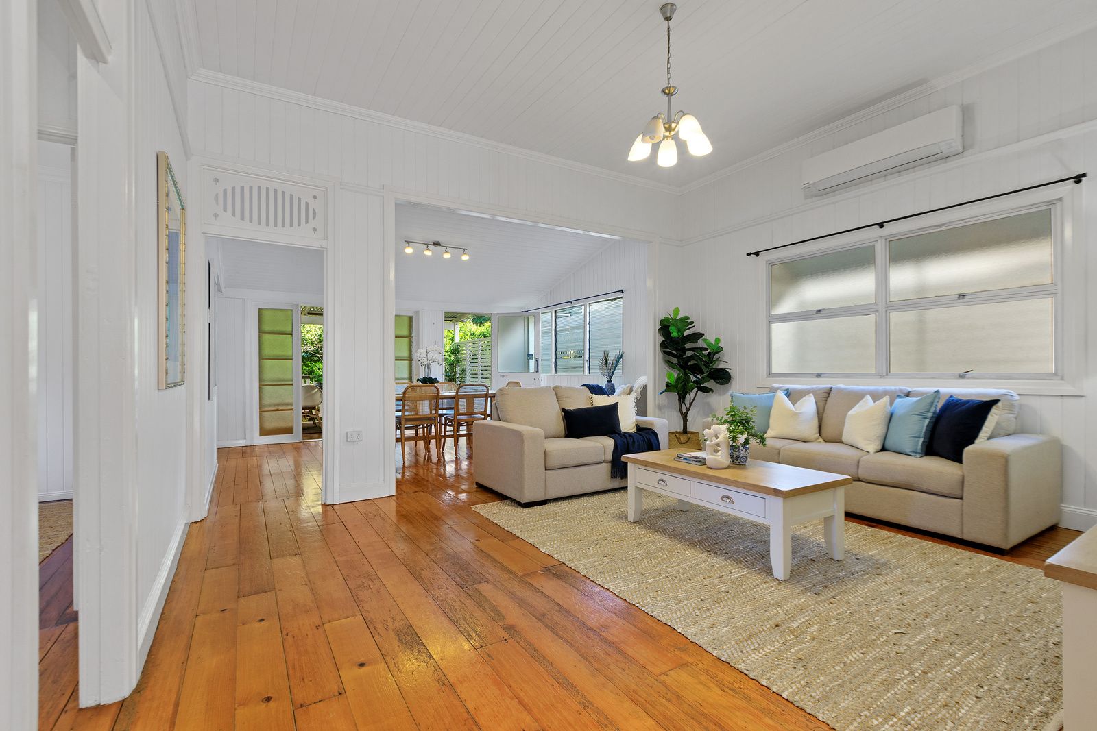 19 Ferndale Street, Annerley, QLD 4103
