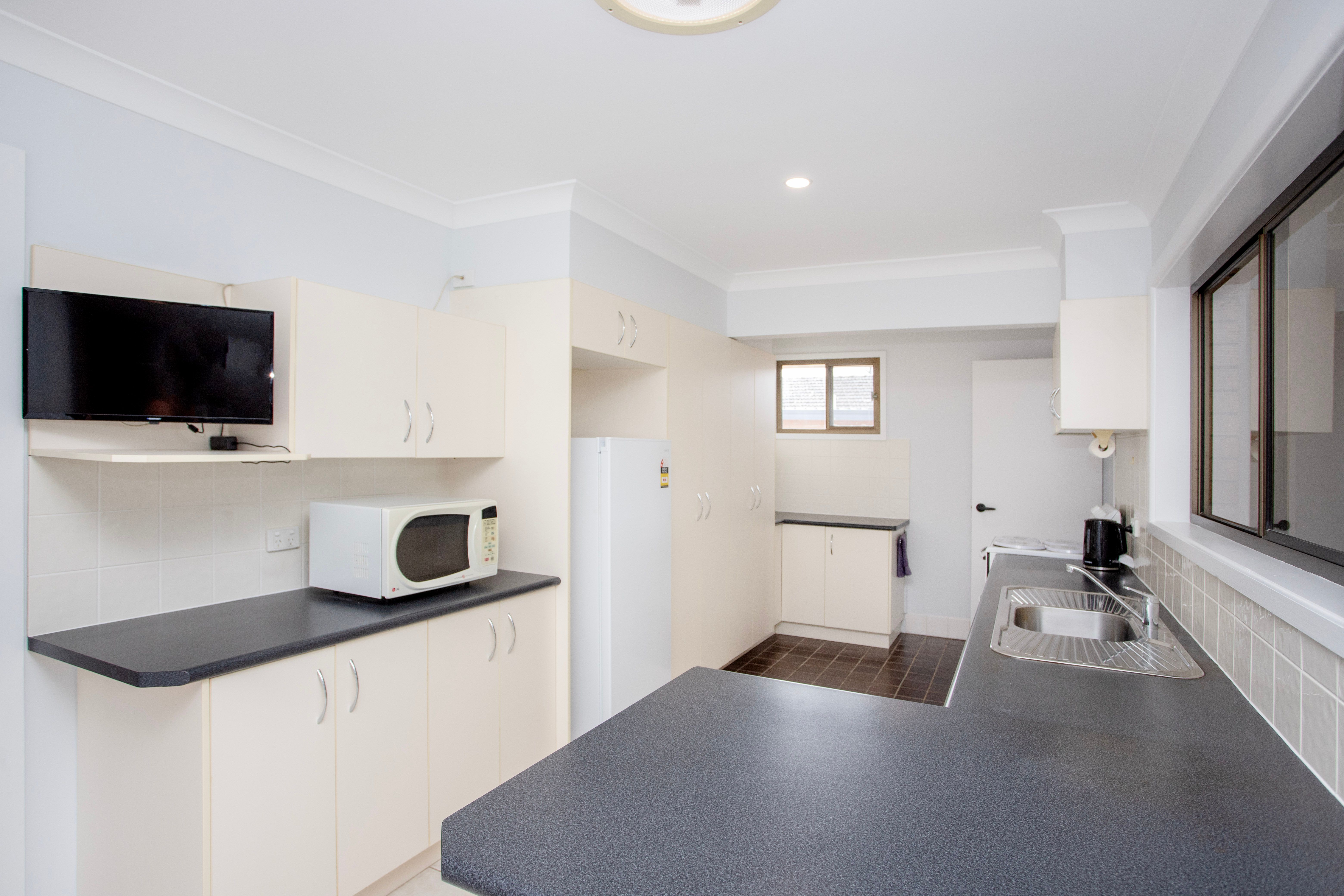 24 Kendall Parade, Cundletown, NSW 2430