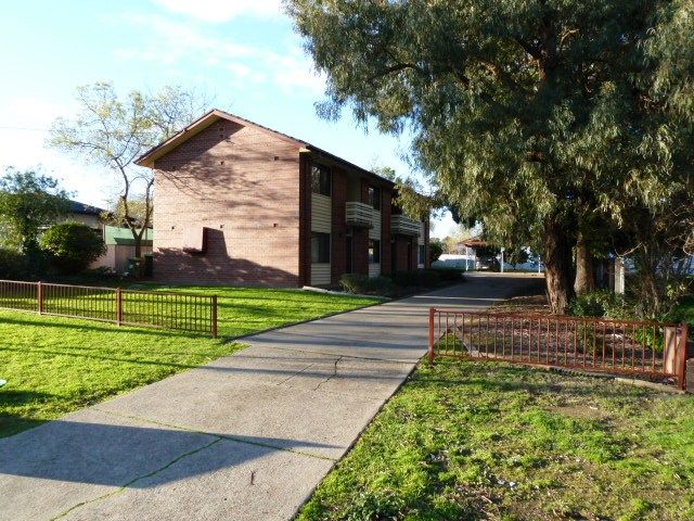 1/17 Cochrane Street, Kooringal, NSW 2650