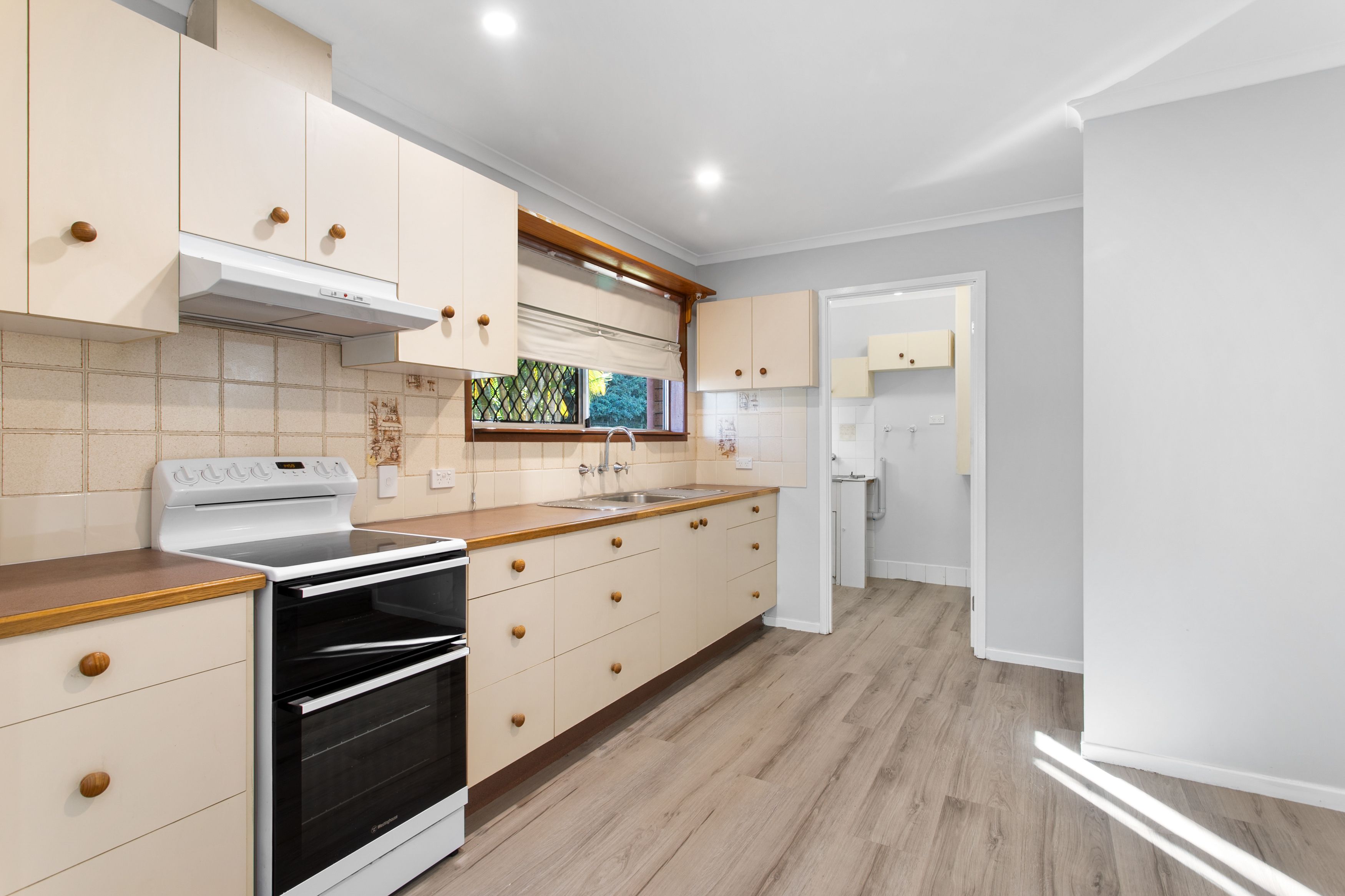 17 Emerald Avenue, Deception Bay, QLD 4508