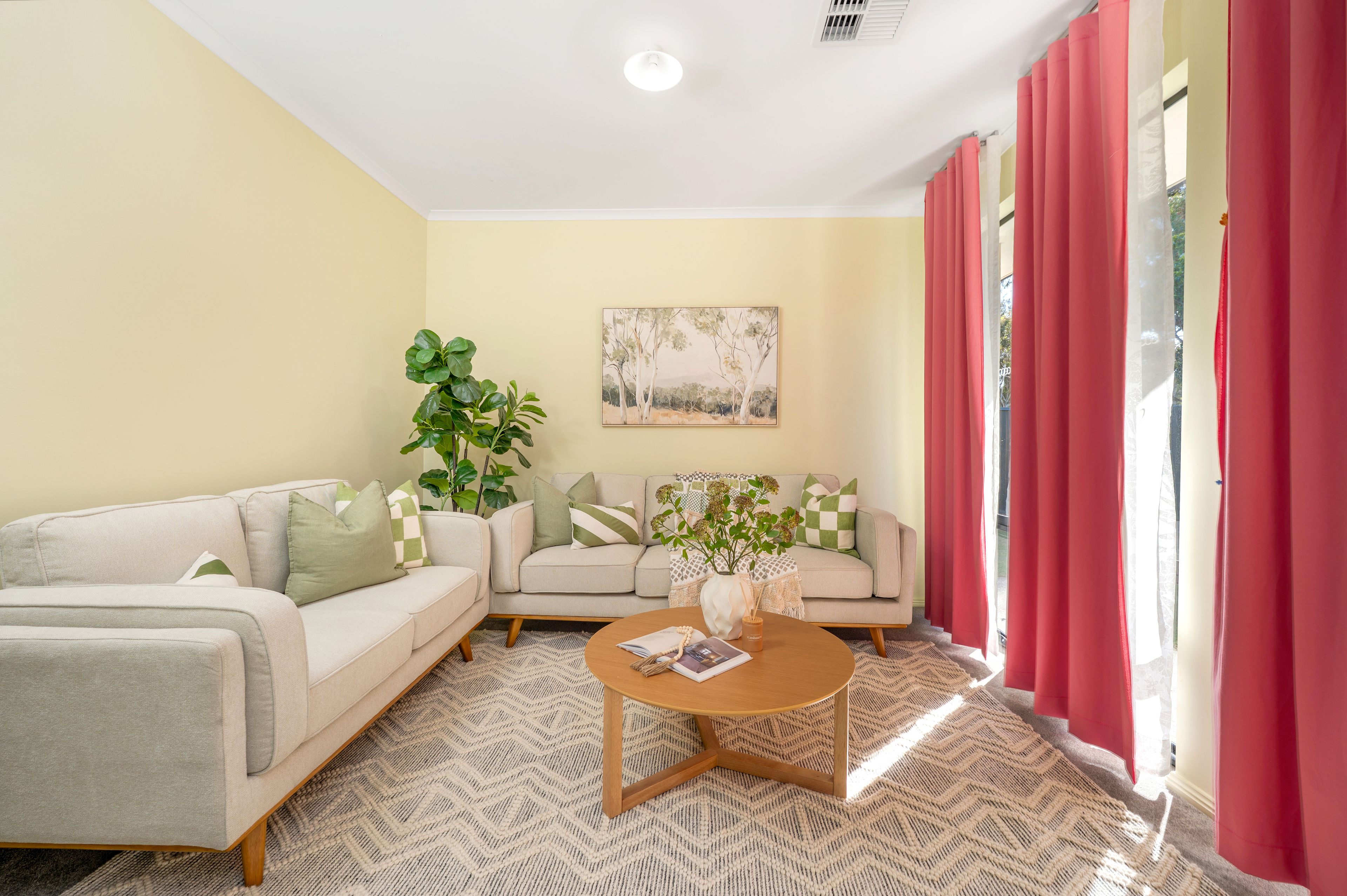 27 Montague Road — photo 4 of 20