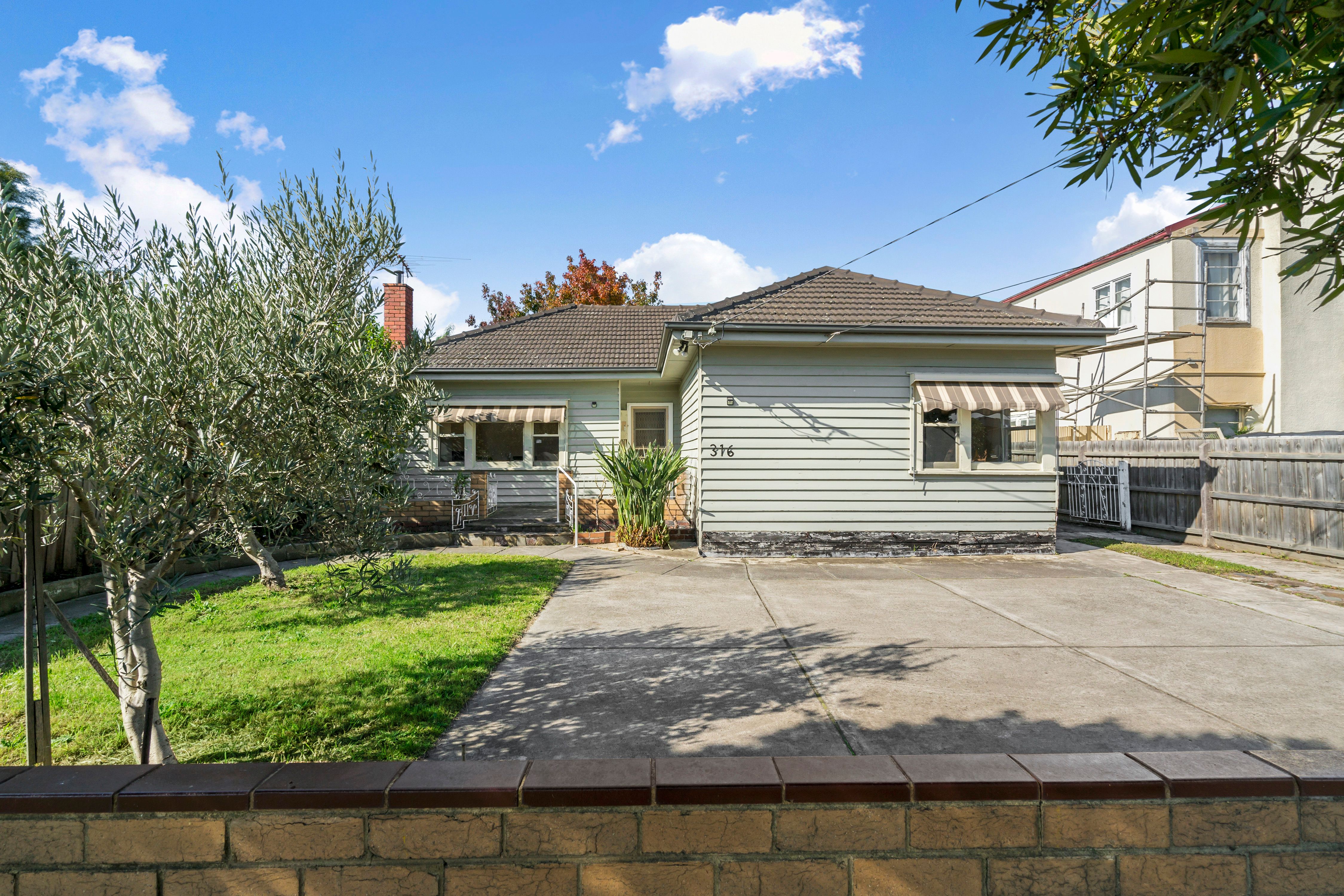 316 Warrigal Road, Oakleigh South, VIC 3167