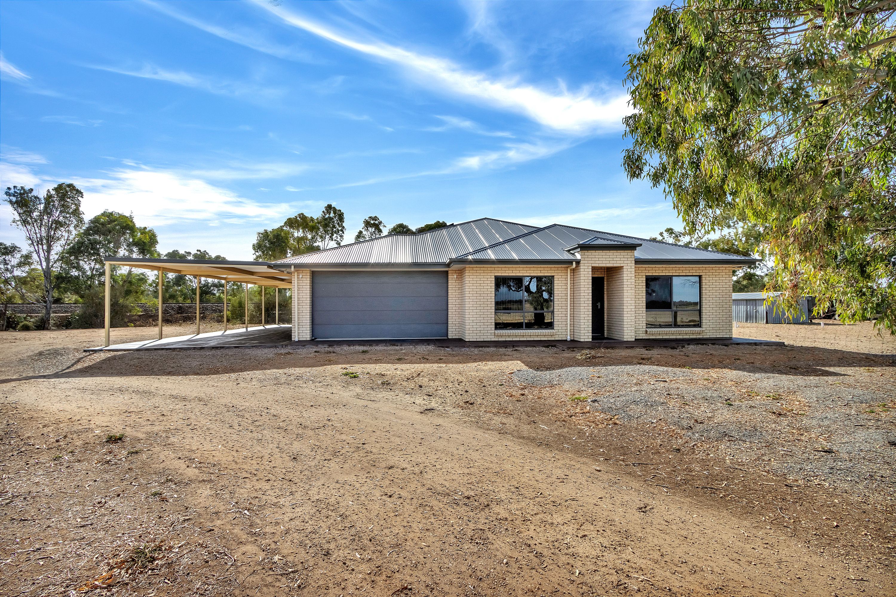 445 Old Port Wakefield Road, Two Wells, SA 5501 - Sold Home - Ray White ...