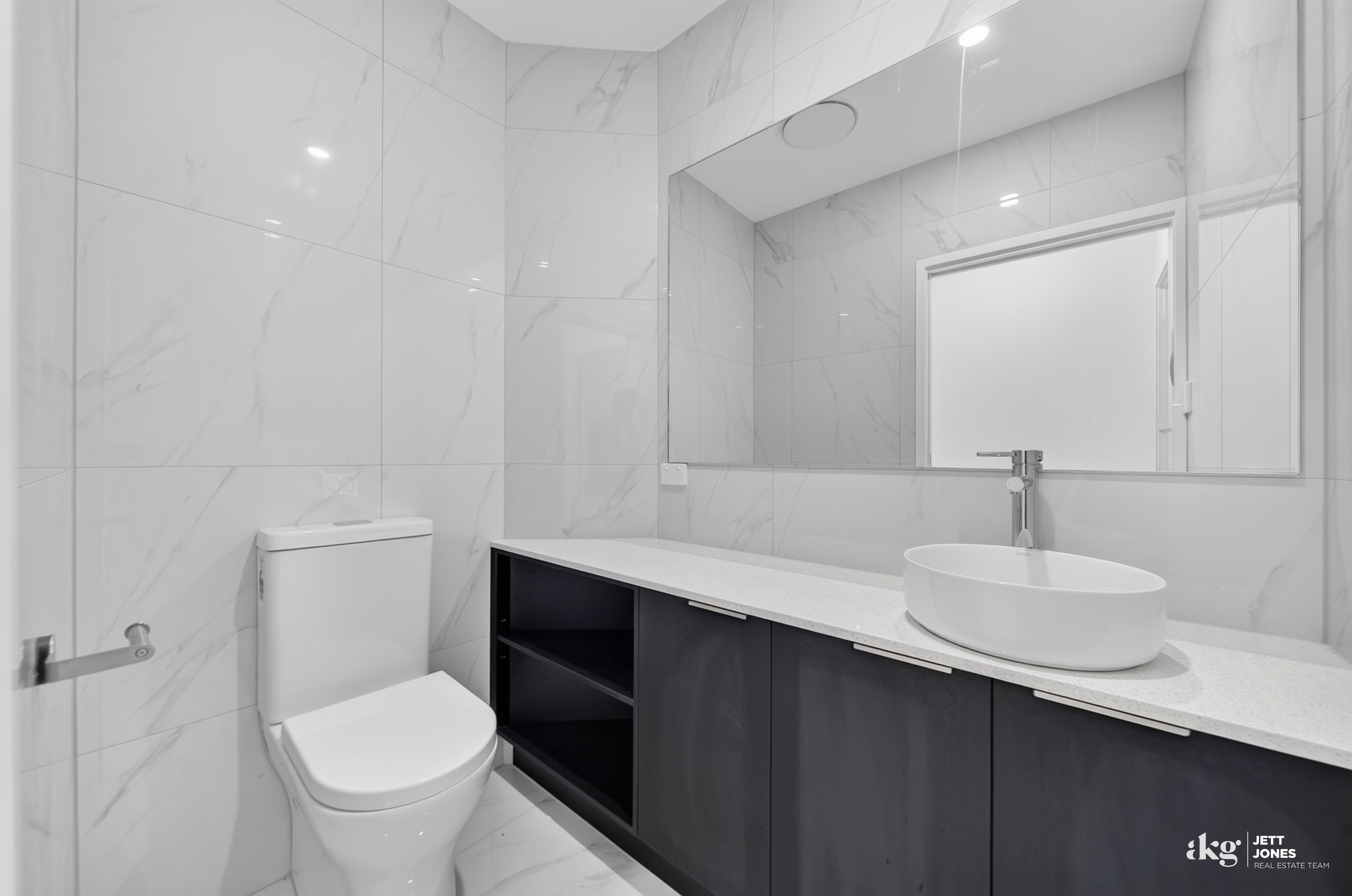 16 Garnet Court — photo 11 of 24