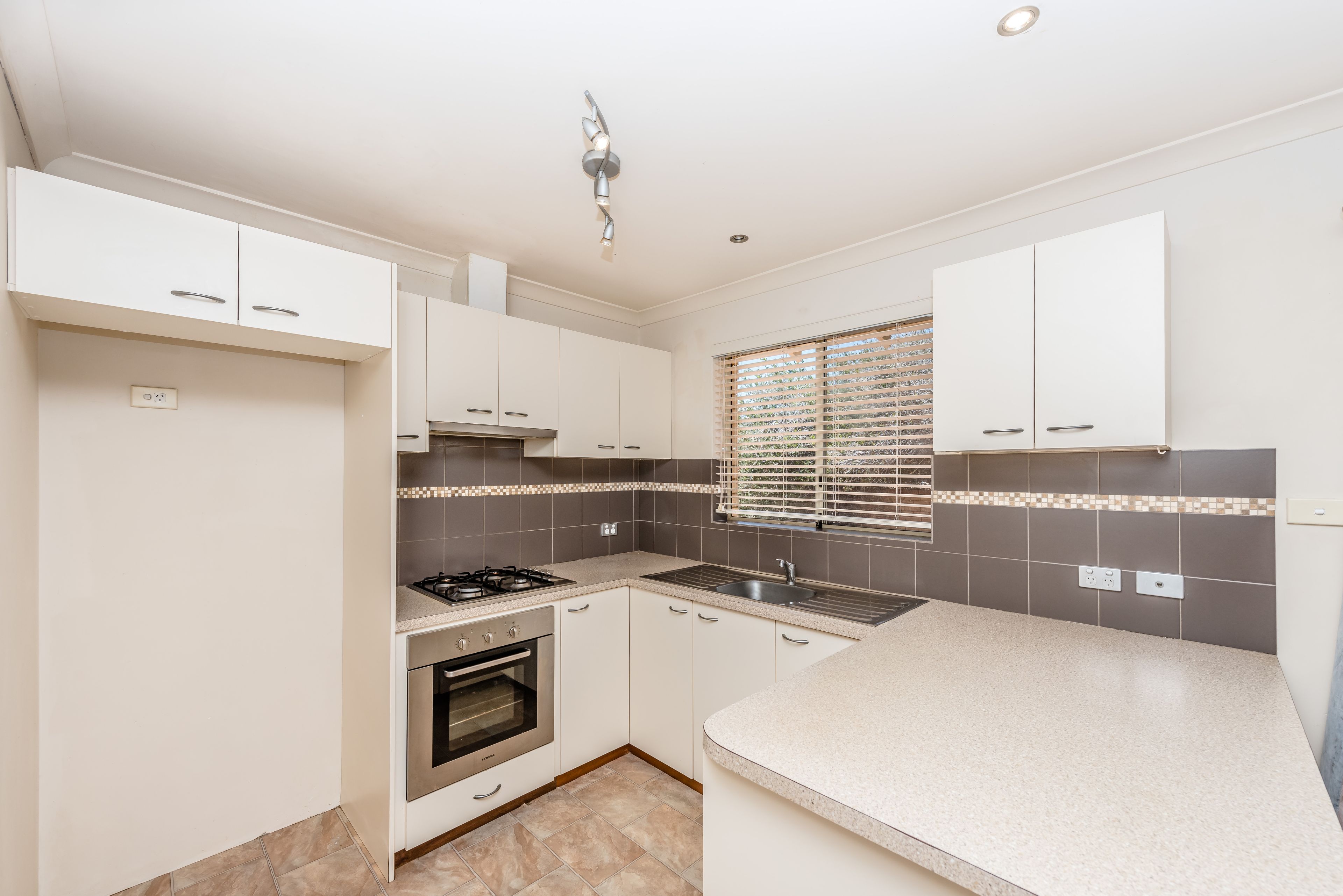 7/238 Willcock Drive, Mahomets Flats, WA 6530