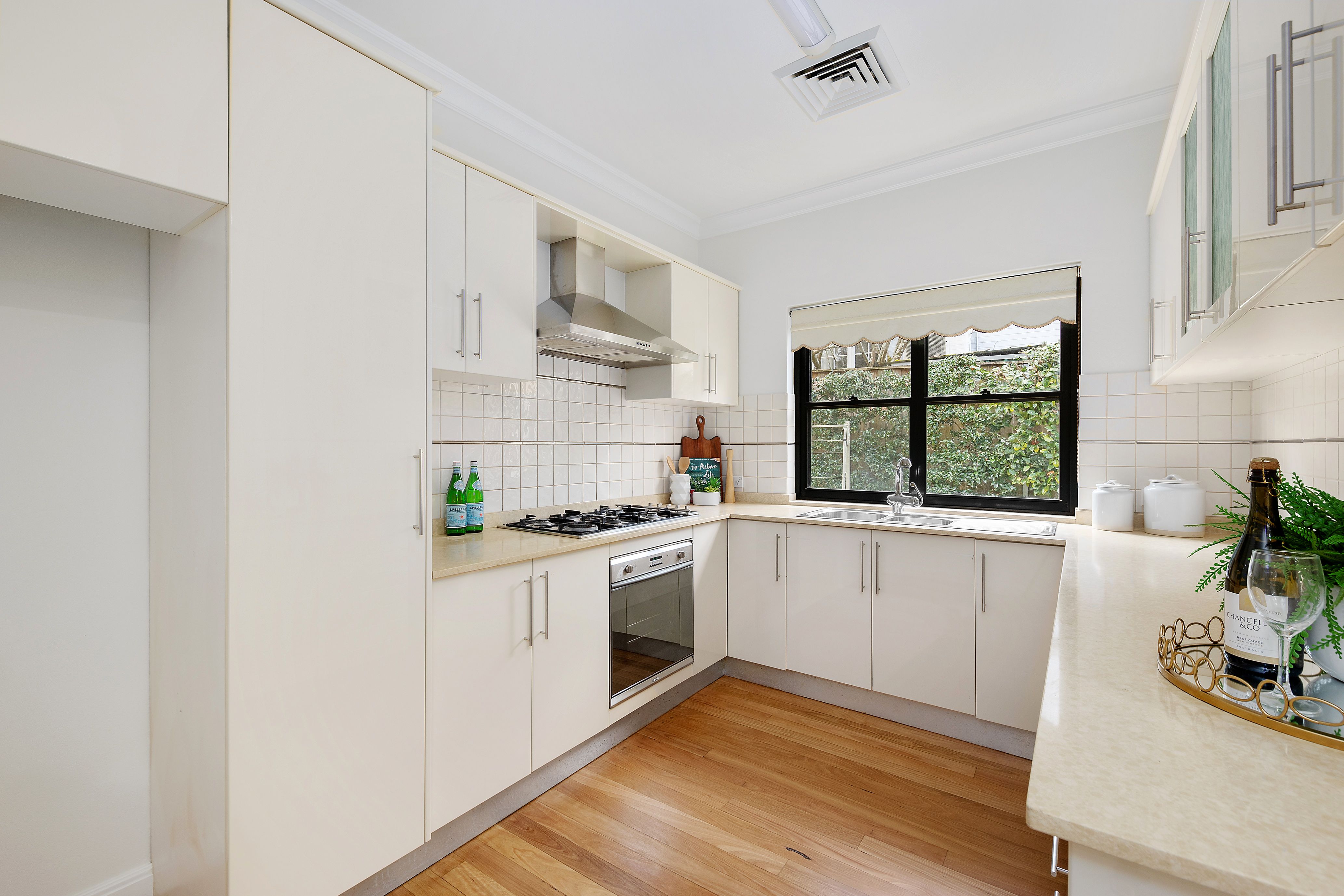 121 Killeaton Street — photo 4 of 8