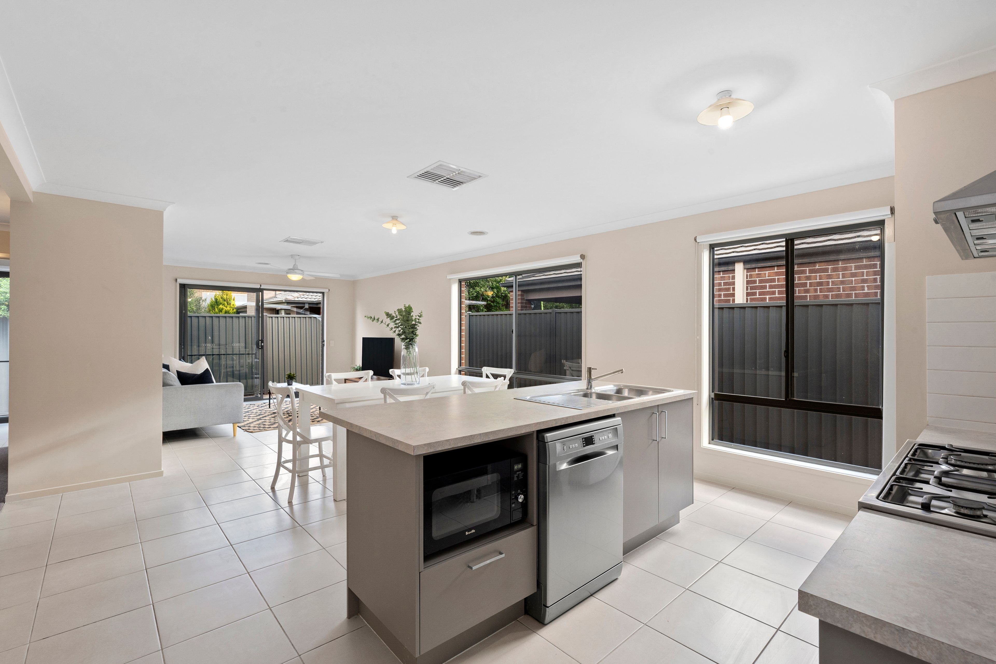 36-38 Lapwing Drive — photo 3 of 20