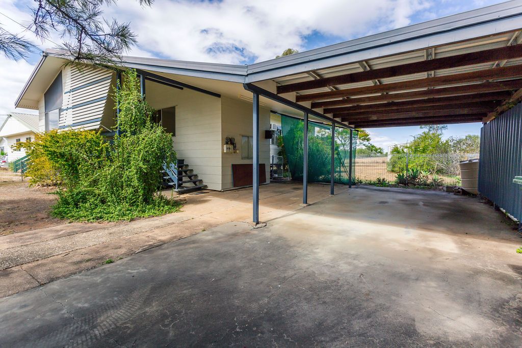 20 Retro Street, Capella, QLD 4723
