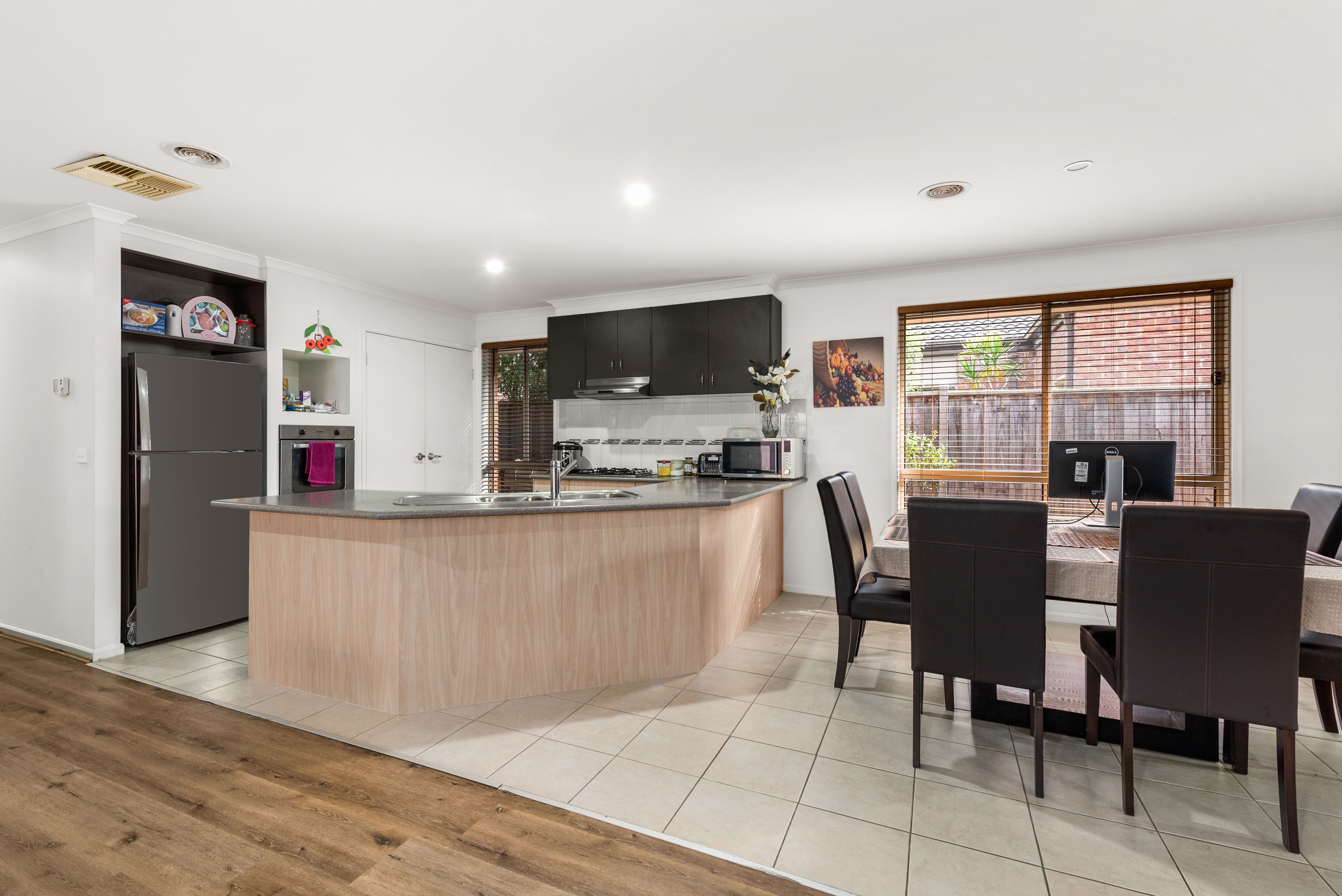 5 Ogle Way, Cranbourne North, VIC 3977
