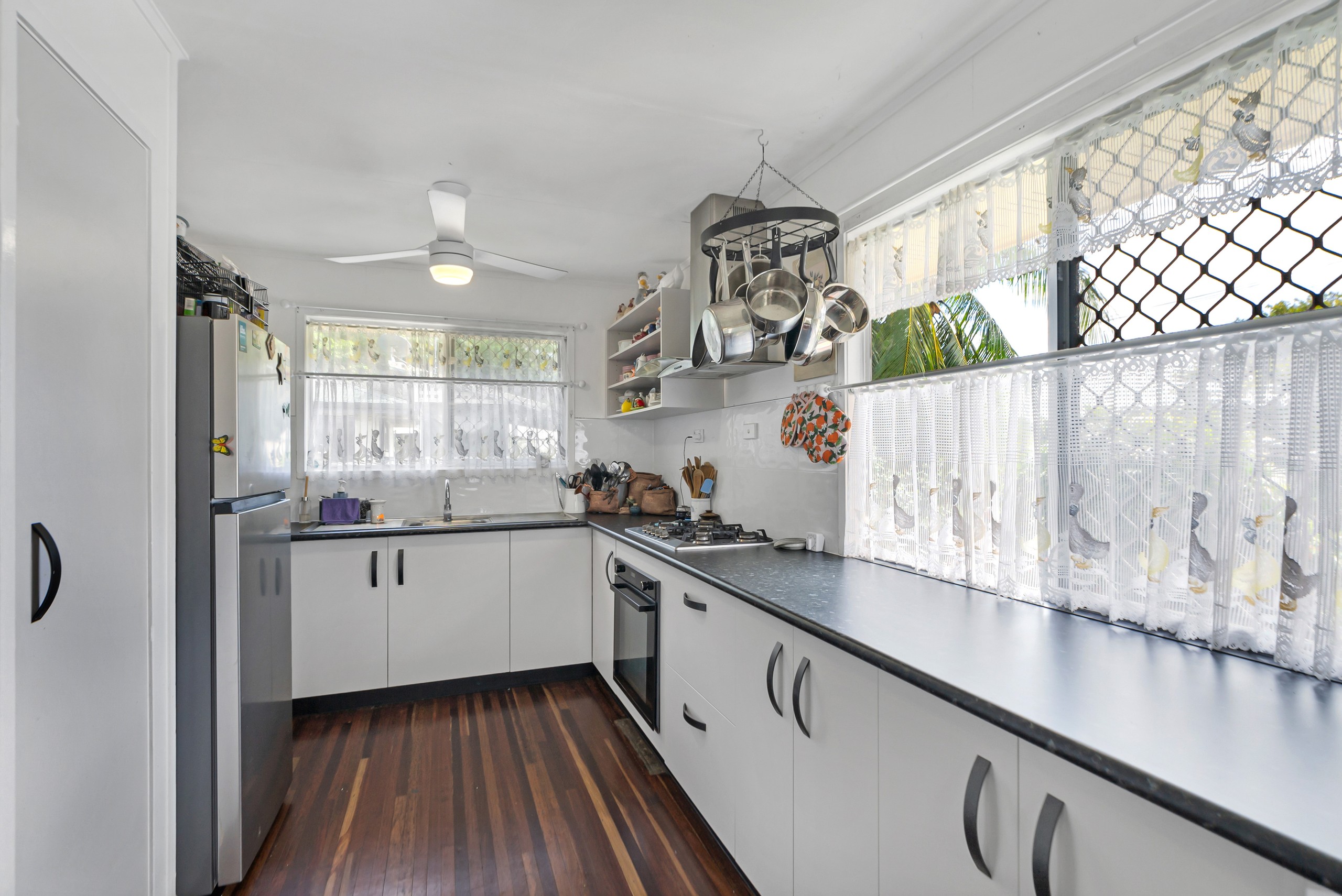 11 Brant Close, Manoora, QLD 4870