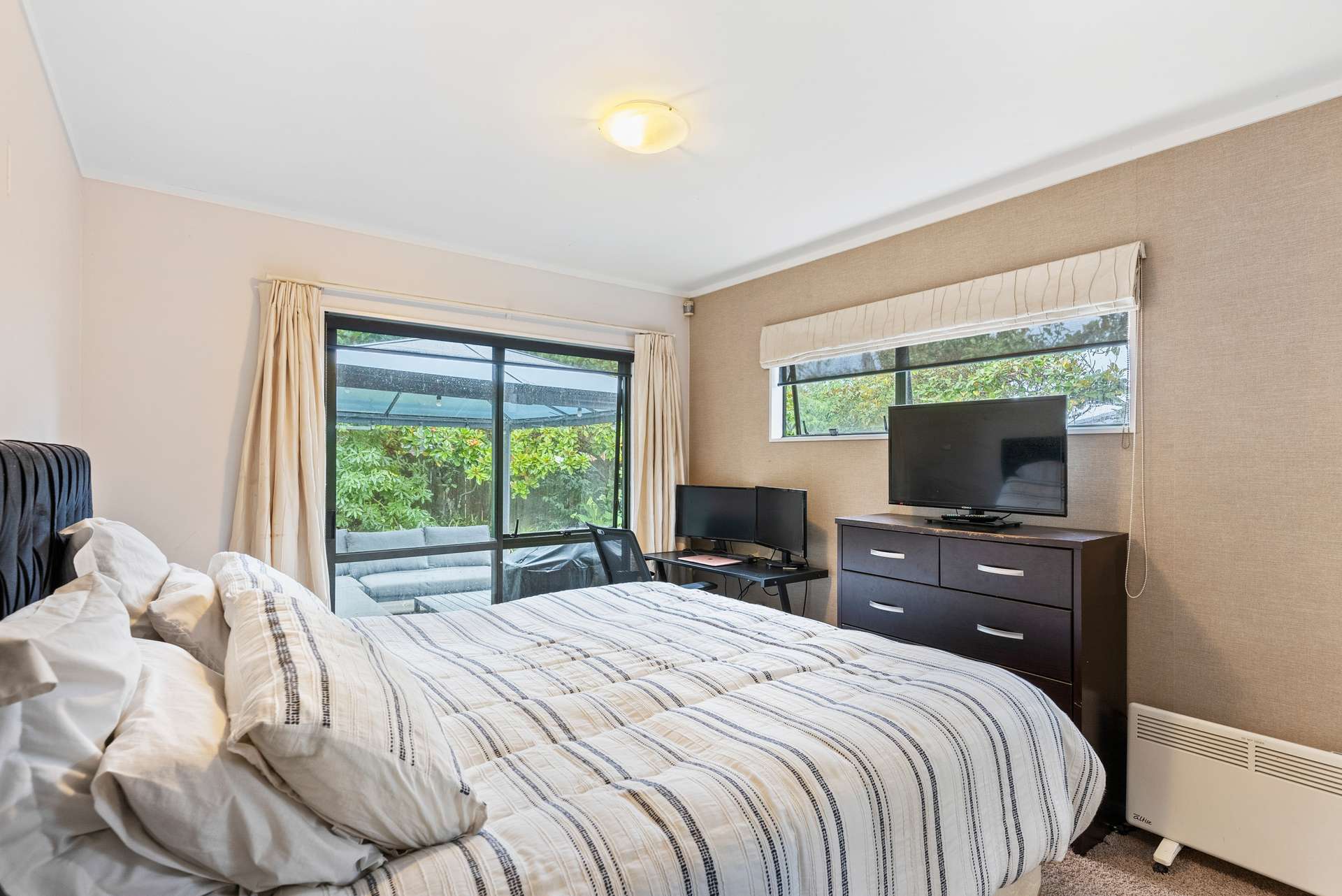 7 Robina Court photo 7