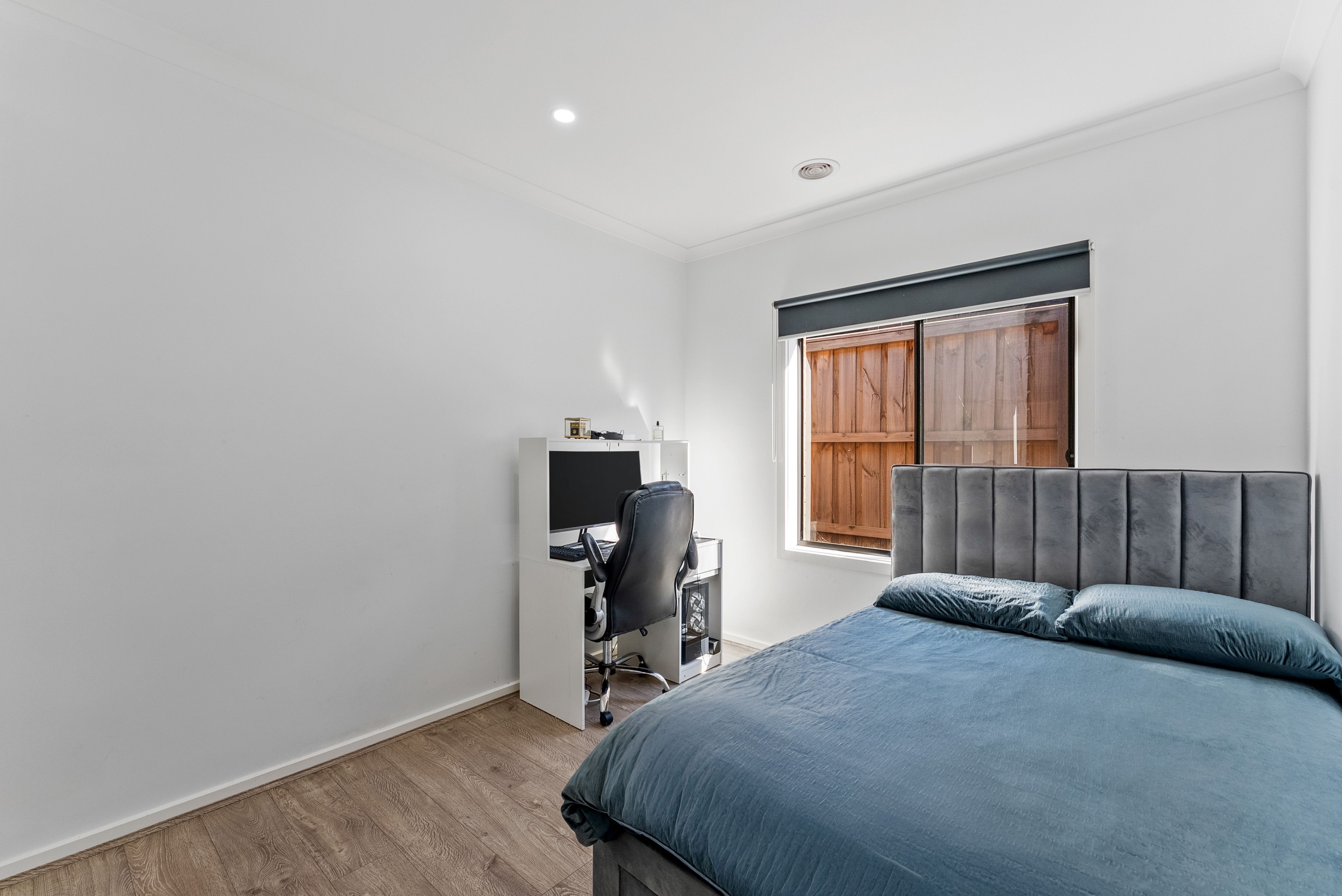 5 Bagatelle Avenue — photo 10 of 15