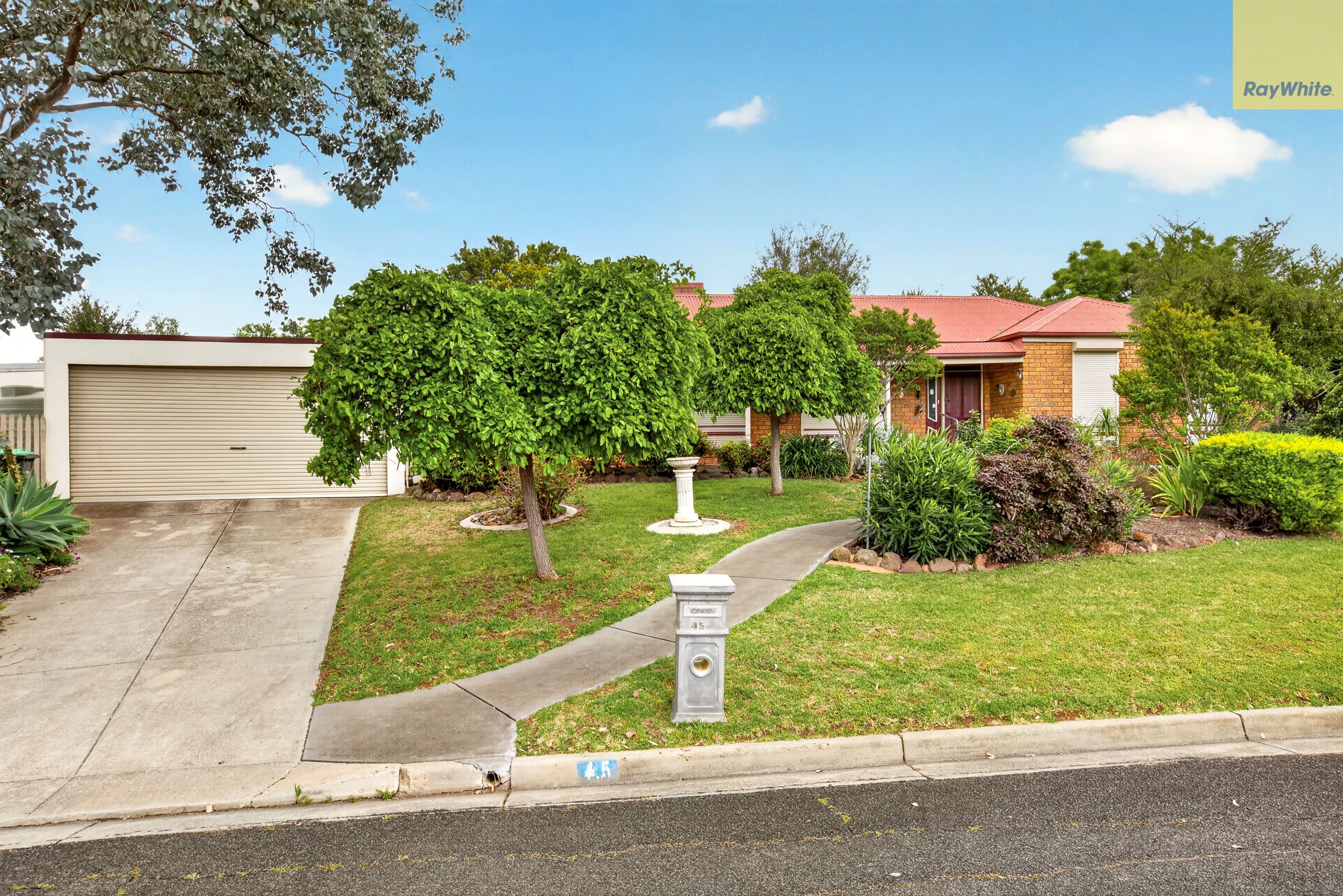 45 Underbank Boulevard — photo 18 of 18