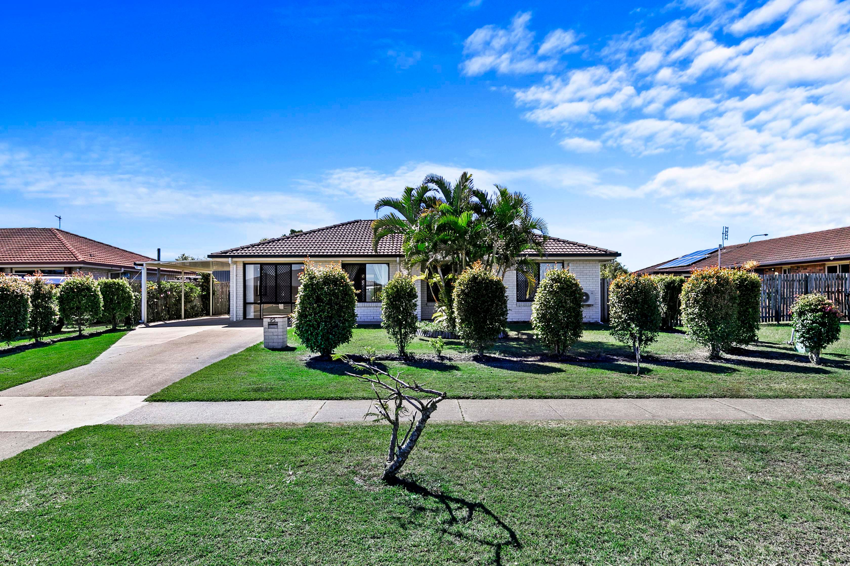 95 Martin Street, Point Vernon, QLD 4655