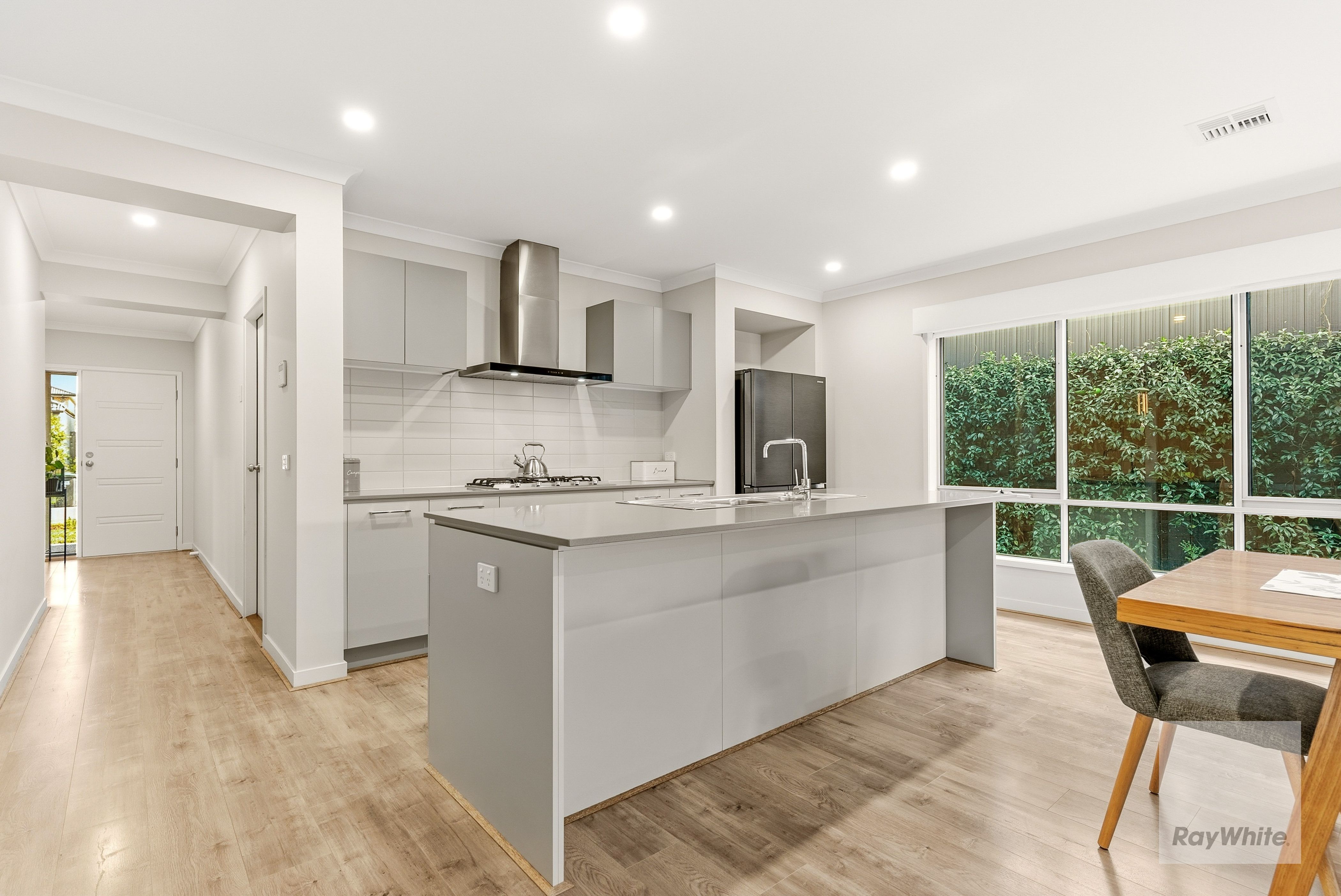 46 Greenwood Drive, AINTREE, VIC 3336