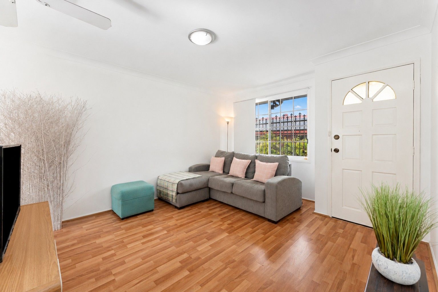 2/12 Strathearn Avenue, Wollongong, NSW 2500