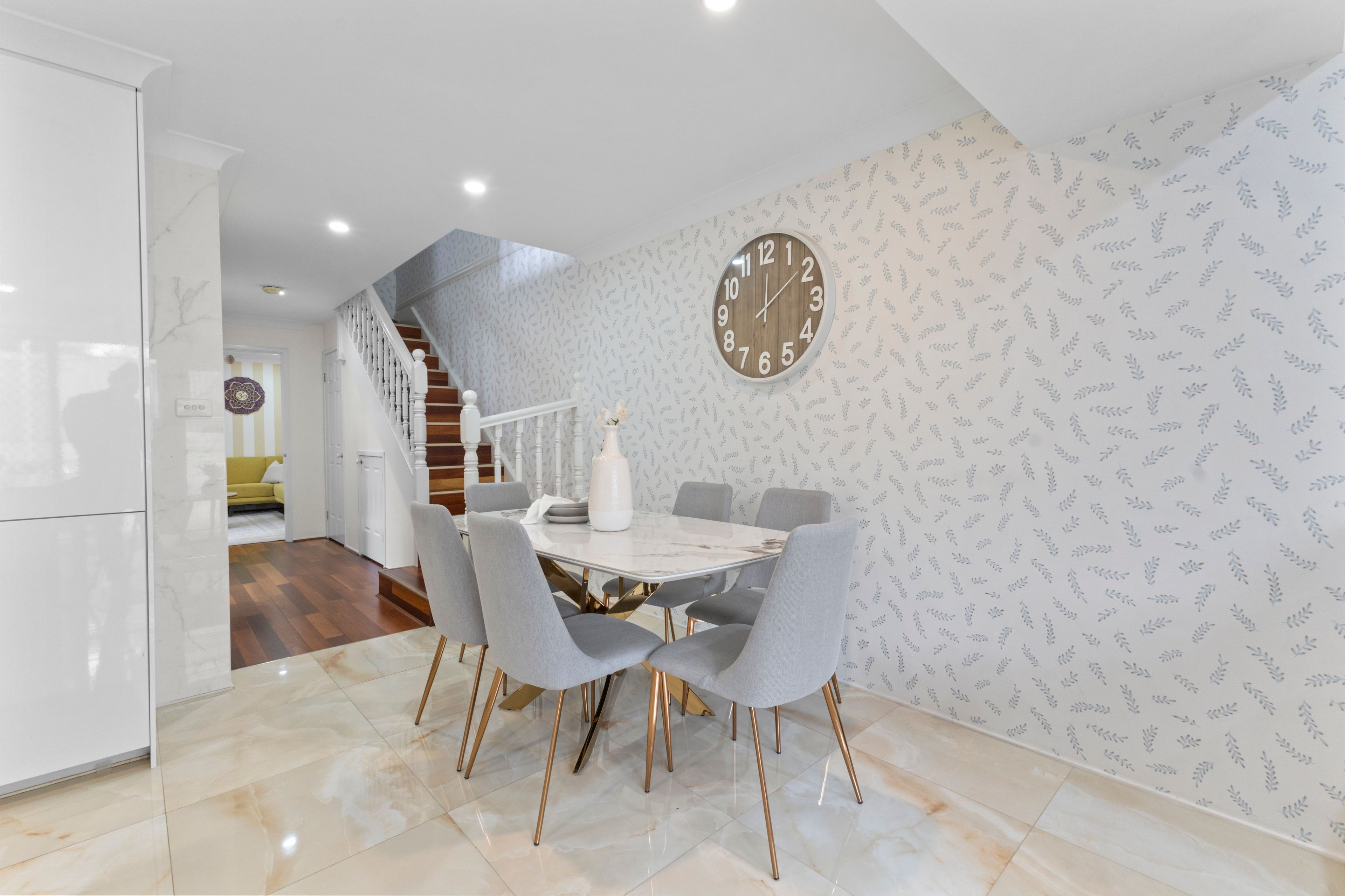 2/12A Merriwa Place — photo 4 of 12