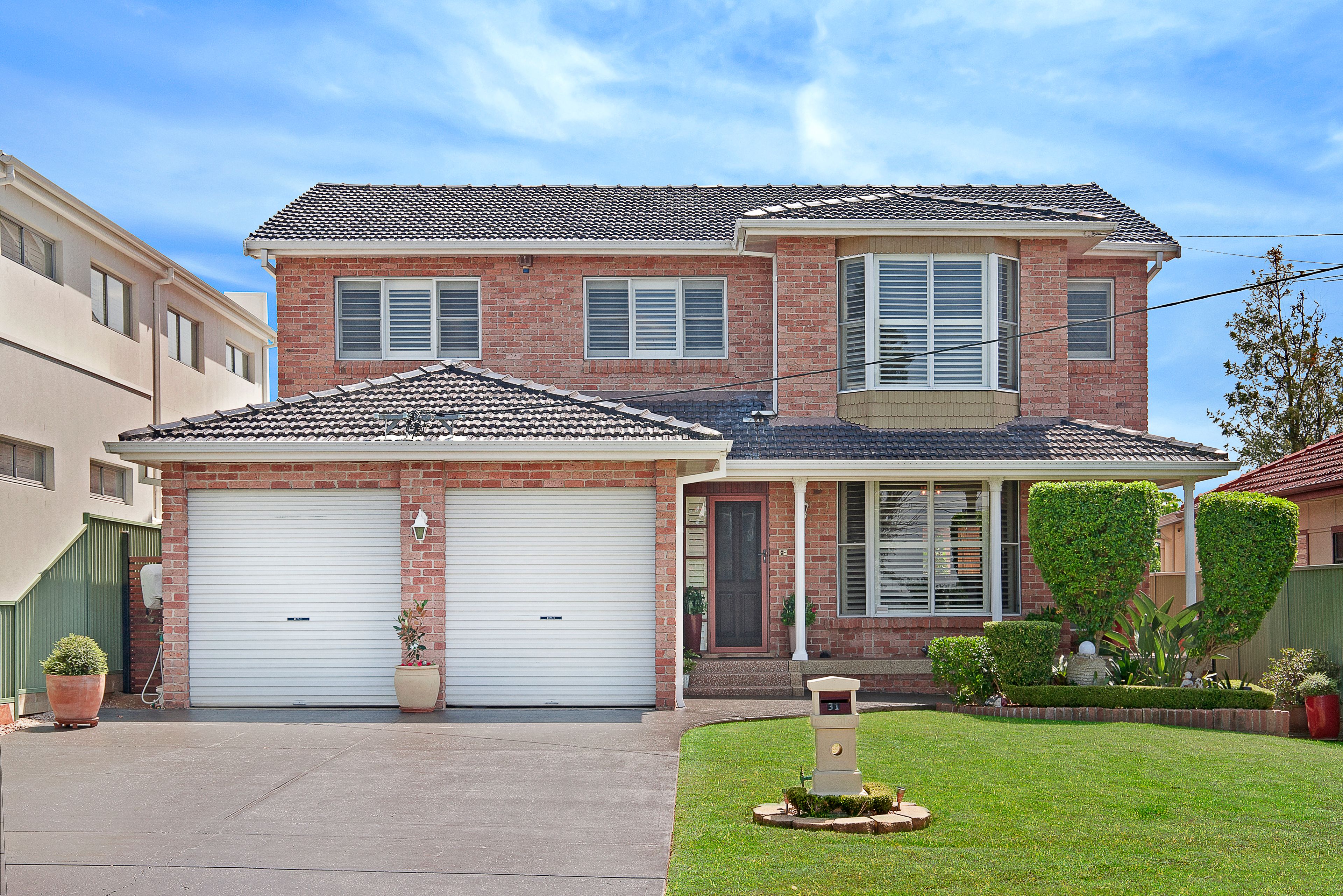16 Churchill Street