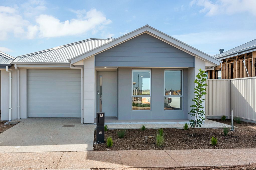 18 Young Court — photo from Ray White Norwood
