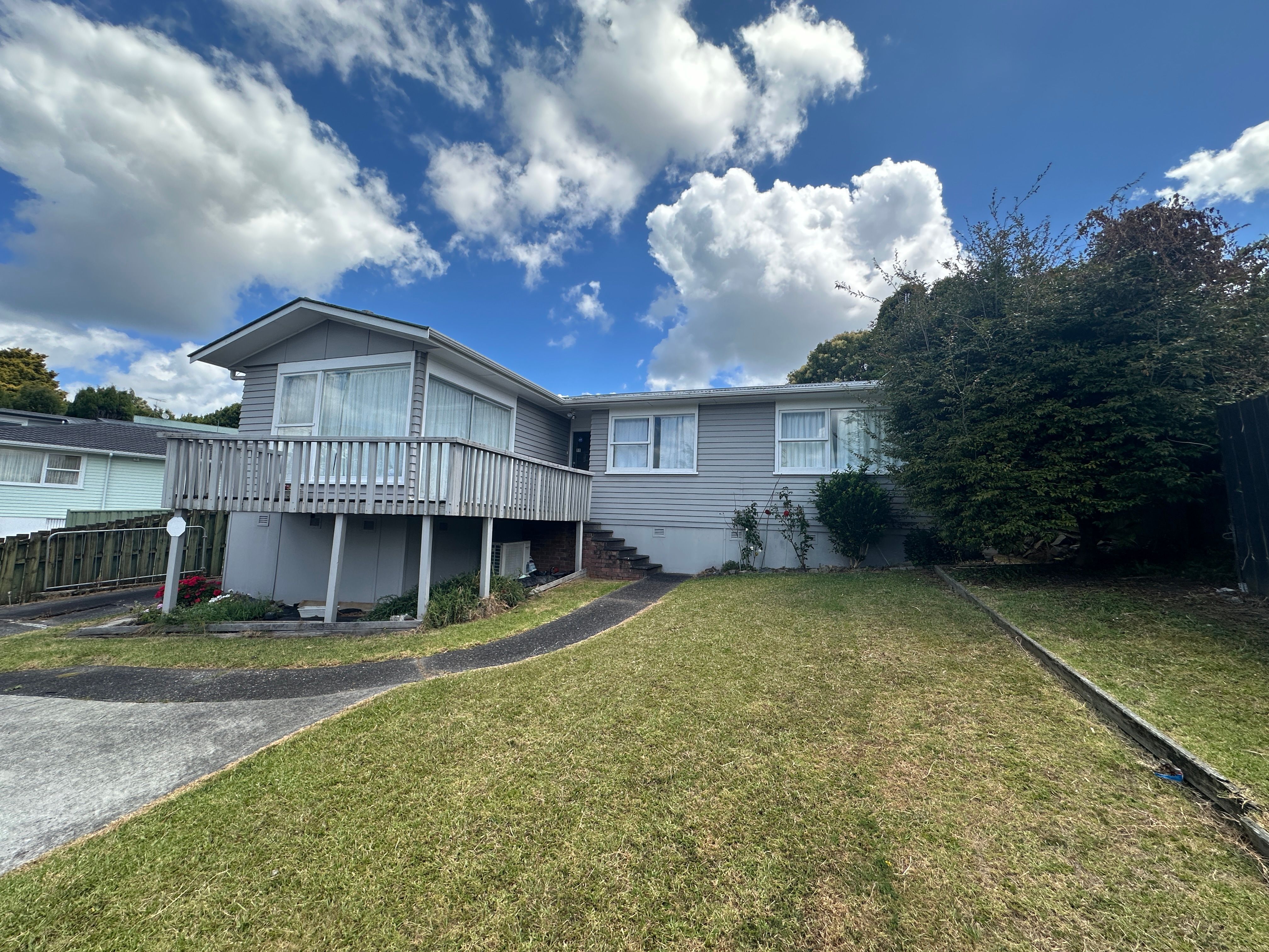 11 Rosalind Road, Glenfield, North Shore City