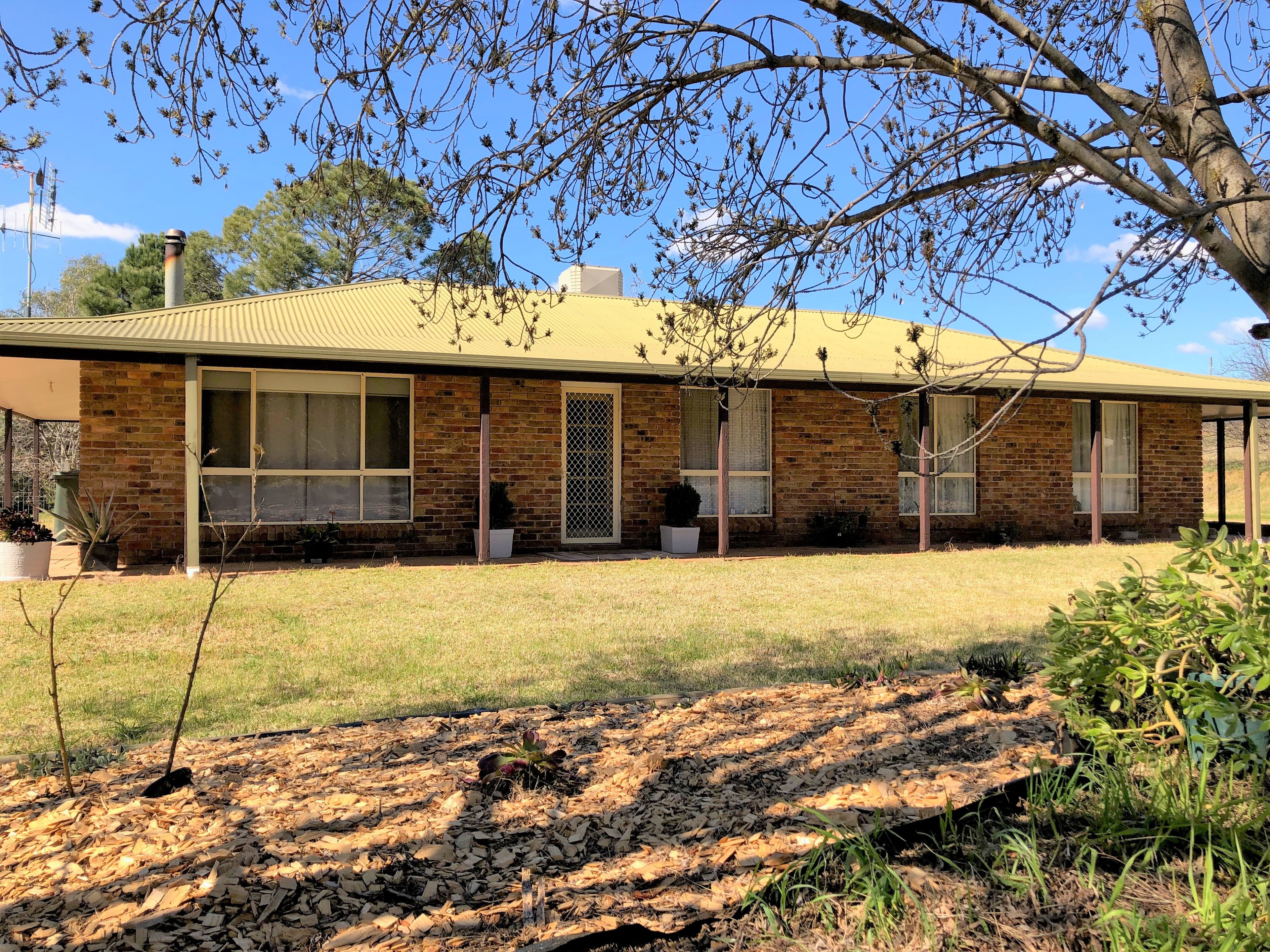 80 Tipperary Lane