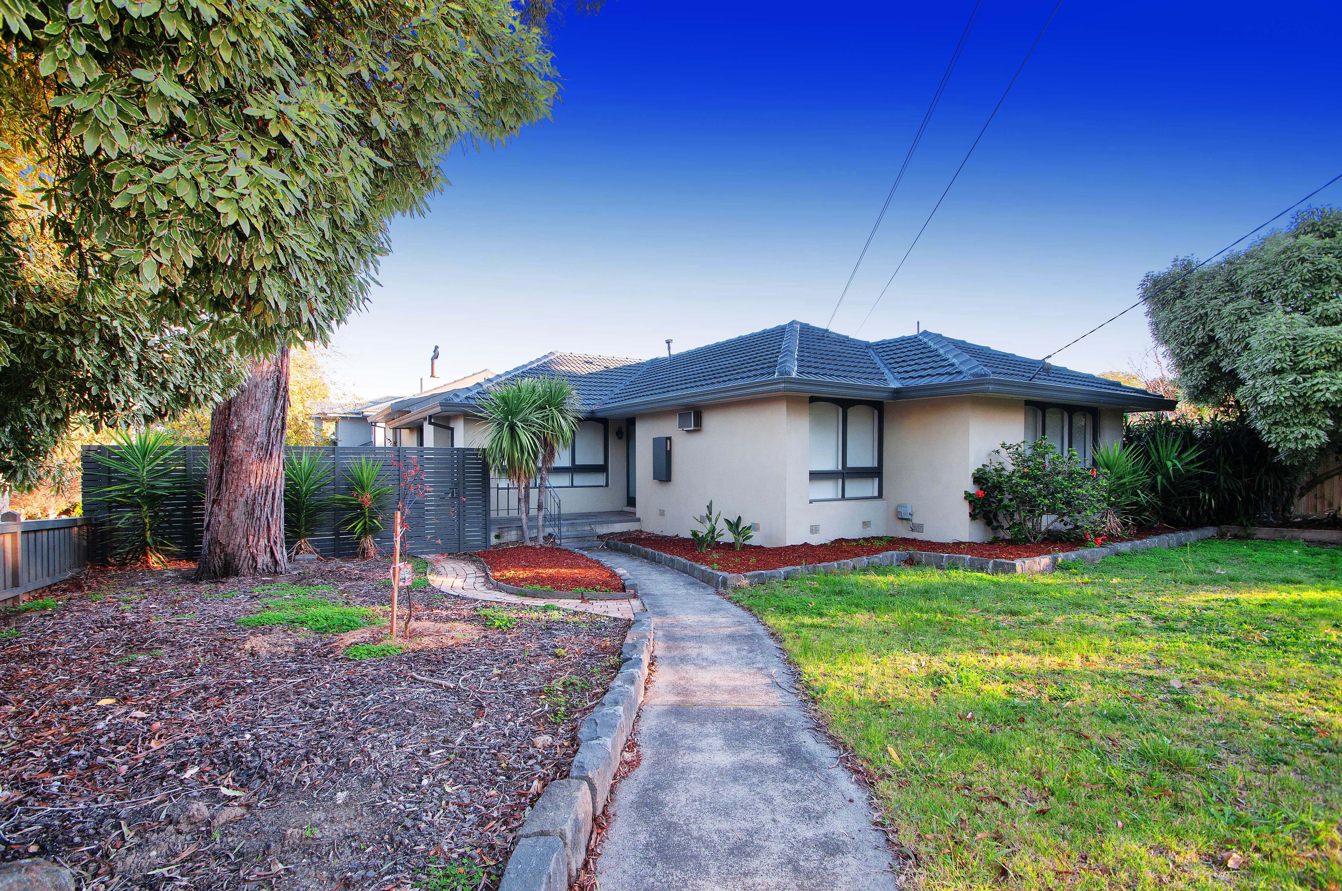 32 Homer Avenue, Croydon South VIC 3136