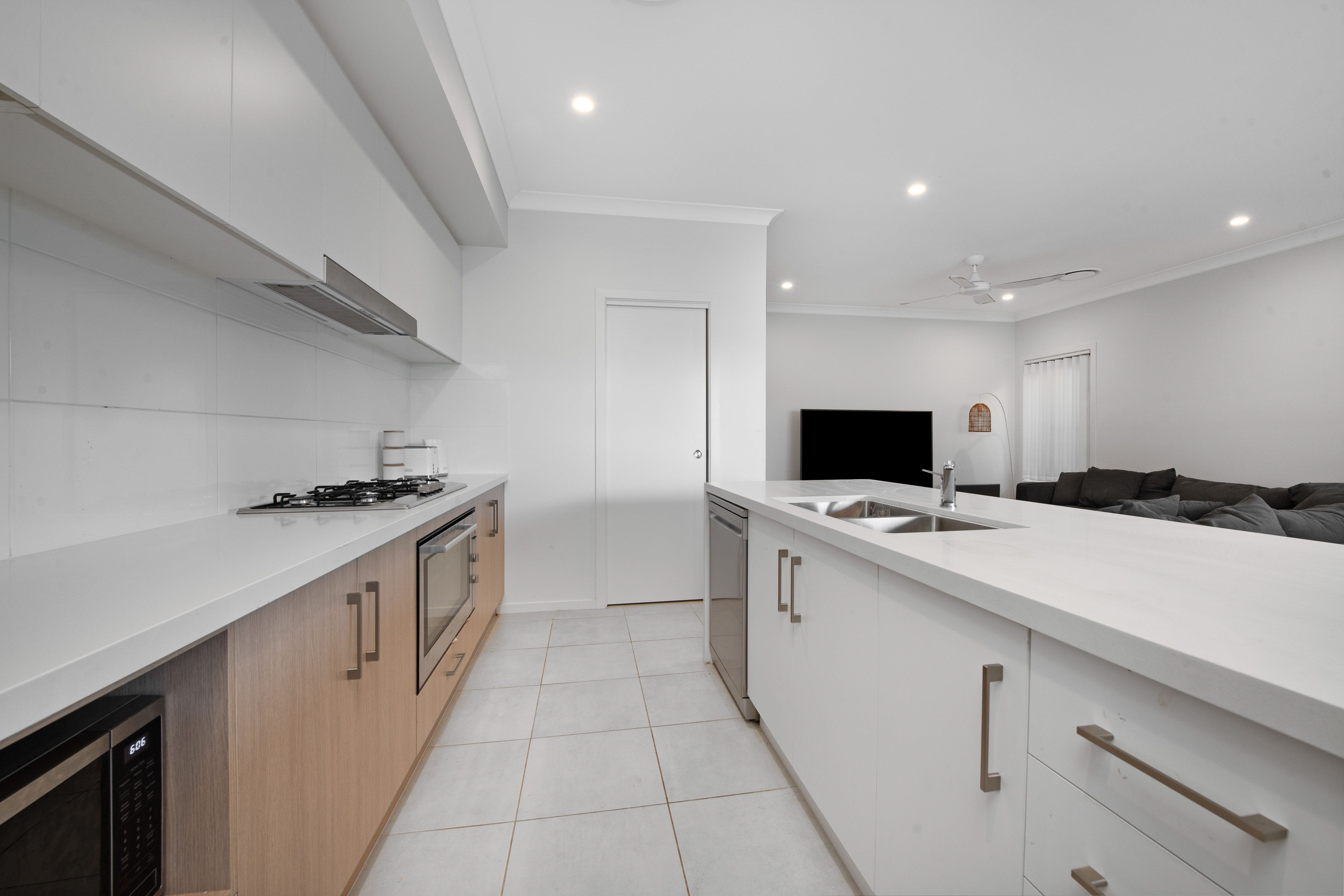 66 Tuckeroo Street (Gables) — photo 5 of 11