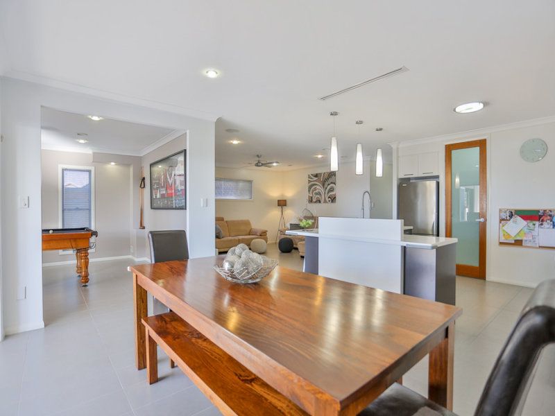 36 Lionheart Crescent, Newport, QLD 4020