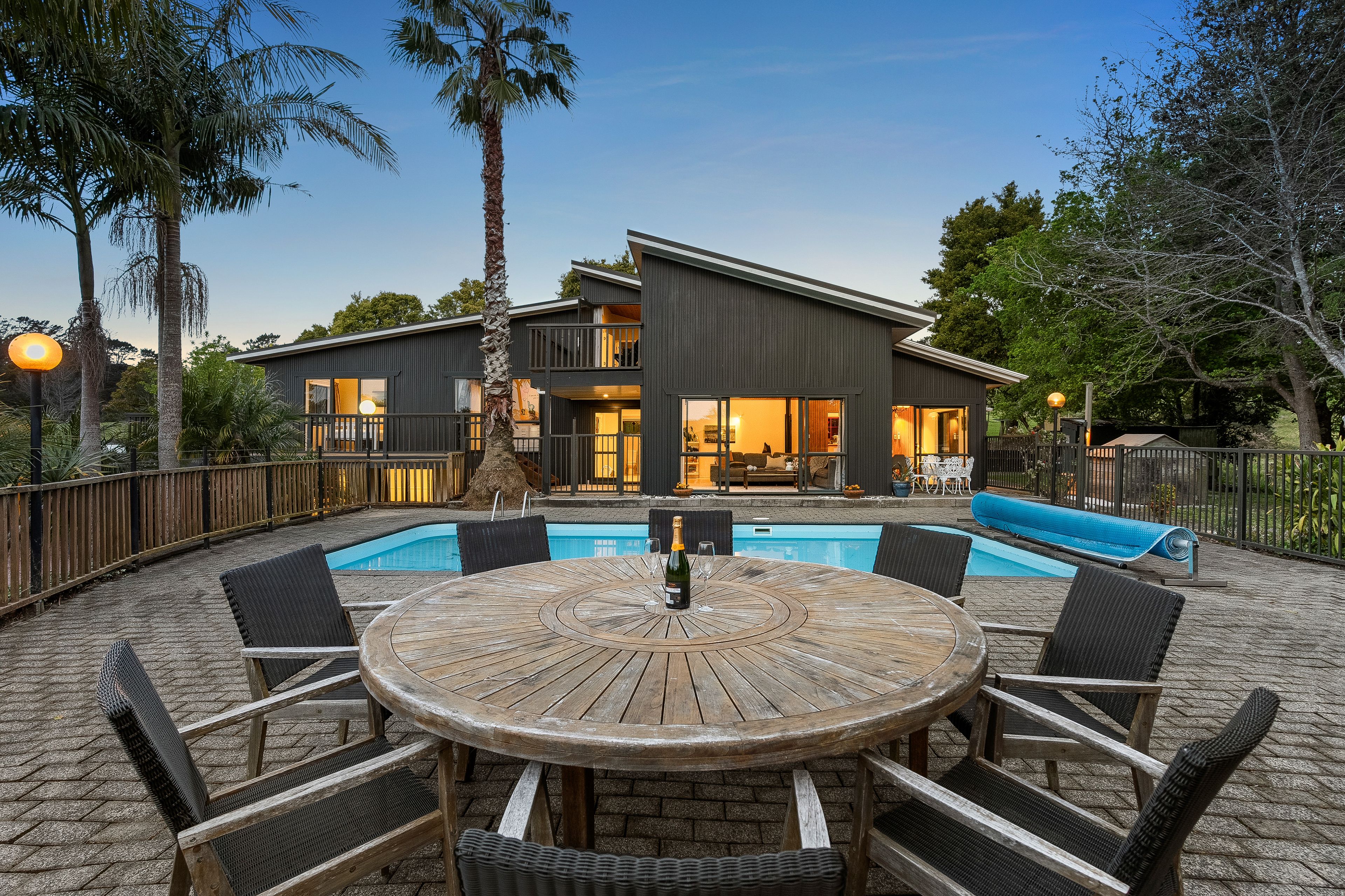 197 Forest Hill Road, Waiatarua, Waitakere City