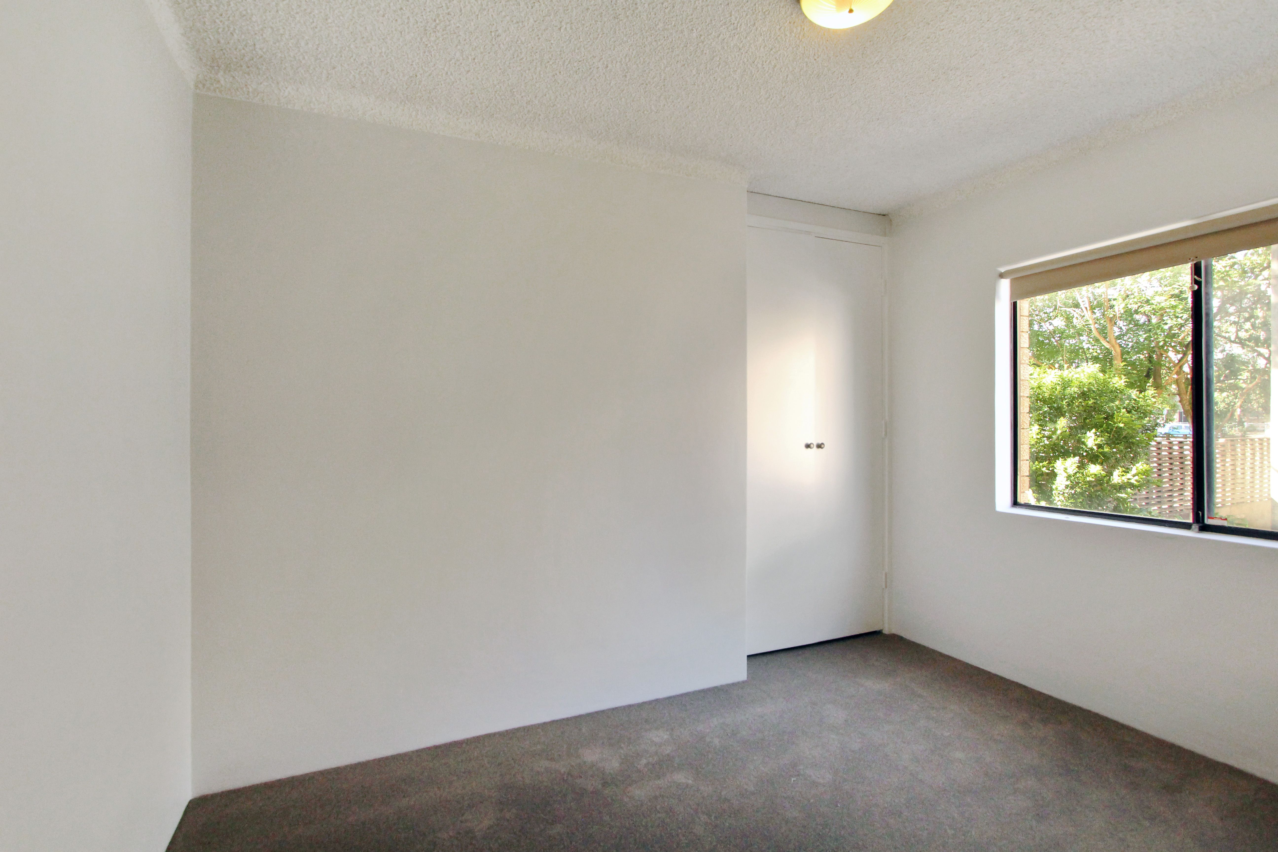 9/19 Cottonwood Crescent — photo 4 of 5
