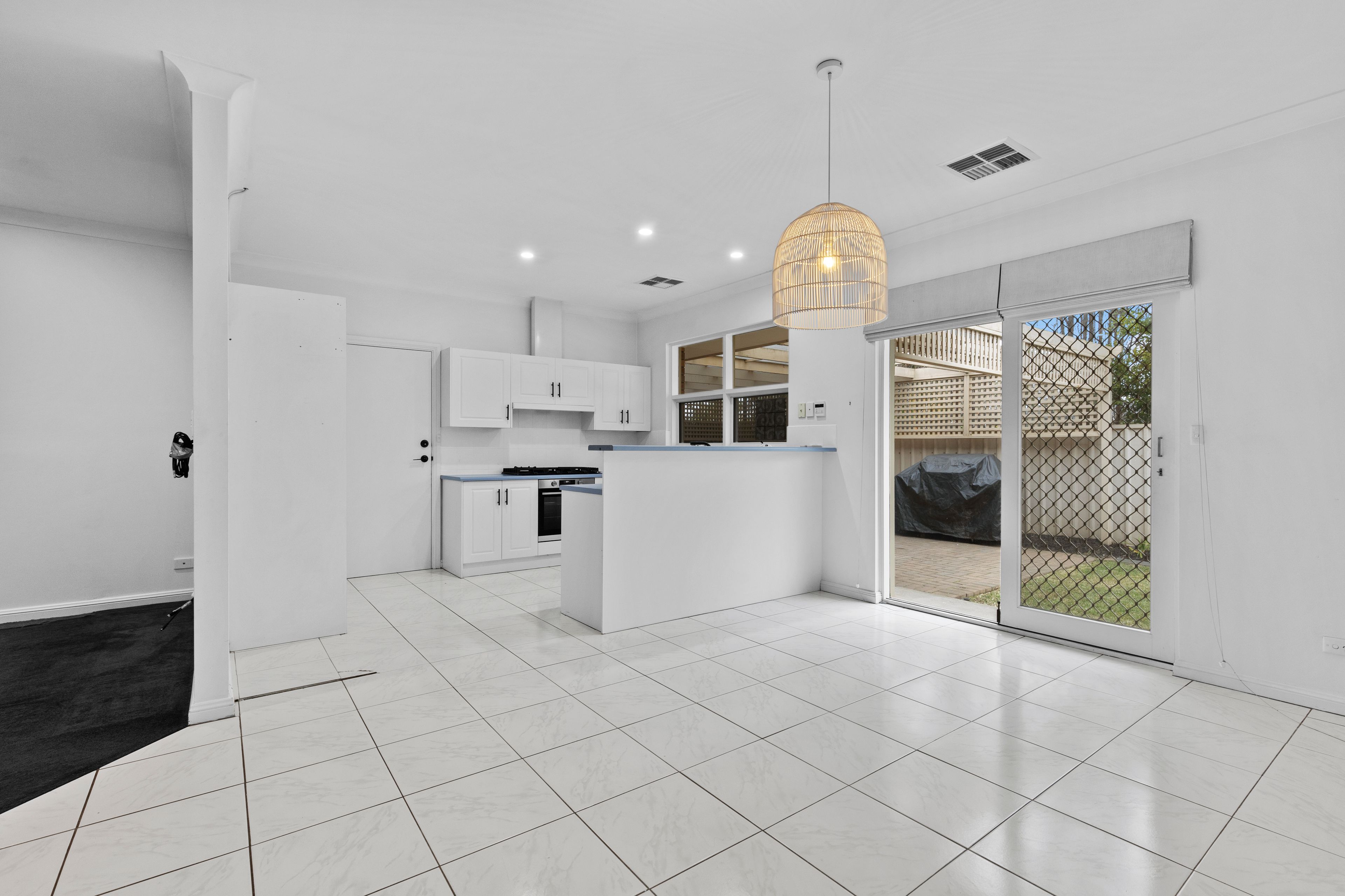 4/5 Henley Avenue — photo 6 of 13