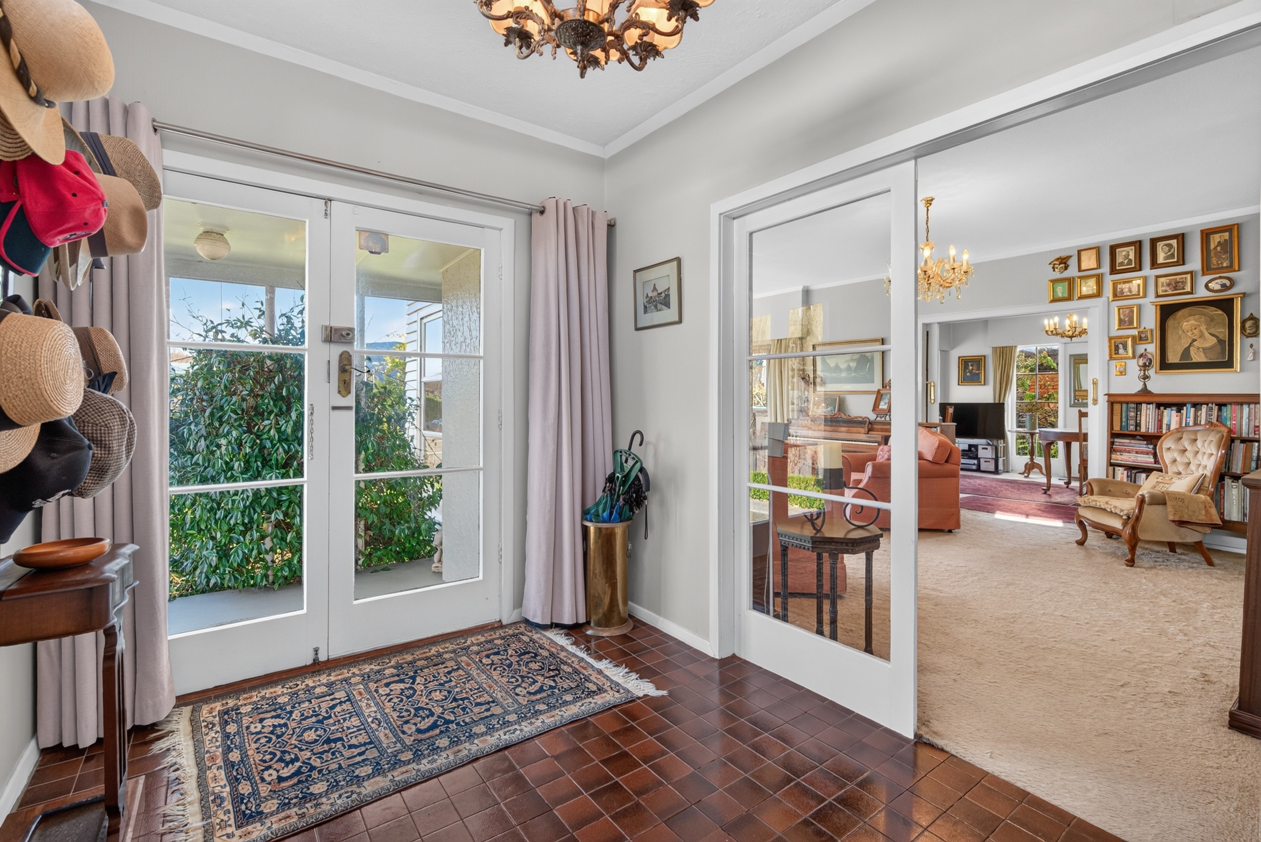 12 Bellevue Road, Woburn, Lower Hutt City