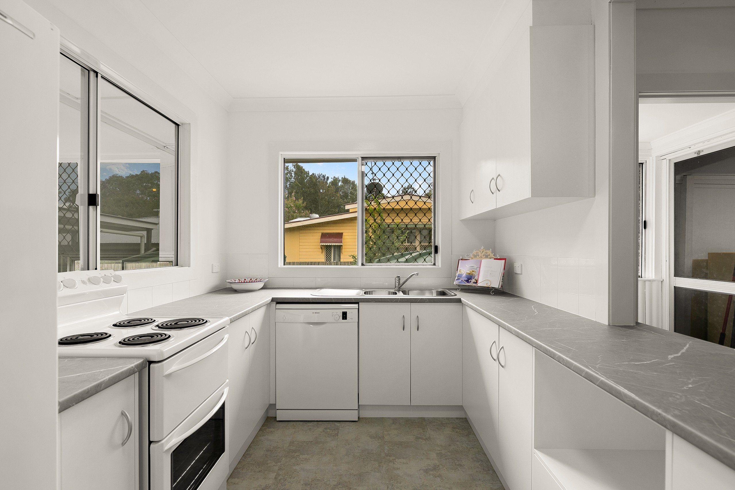 9 Clarissa Street, Newtown, QLD 4350