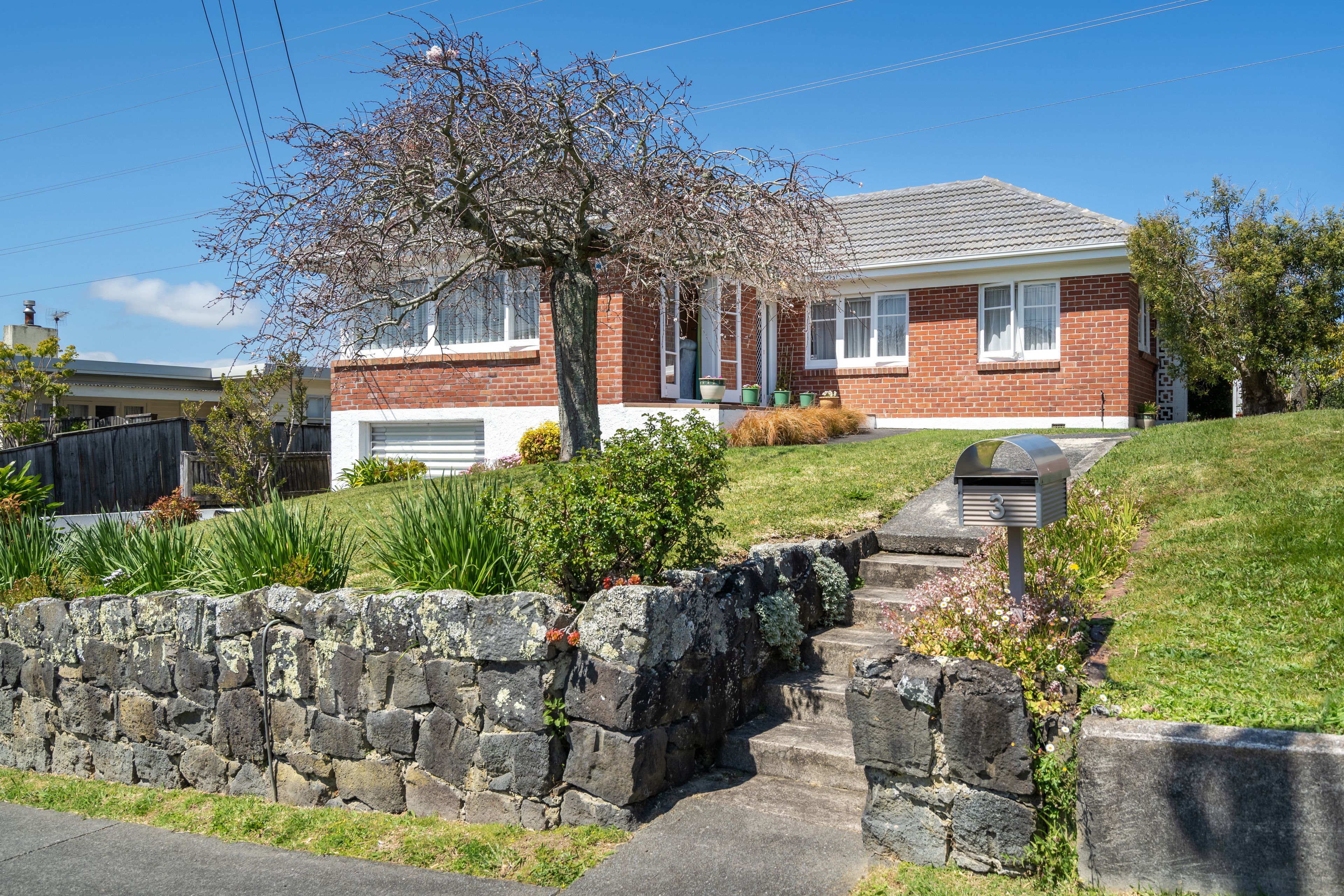 3 Locke Avenue, Hillsborough, Auckland City