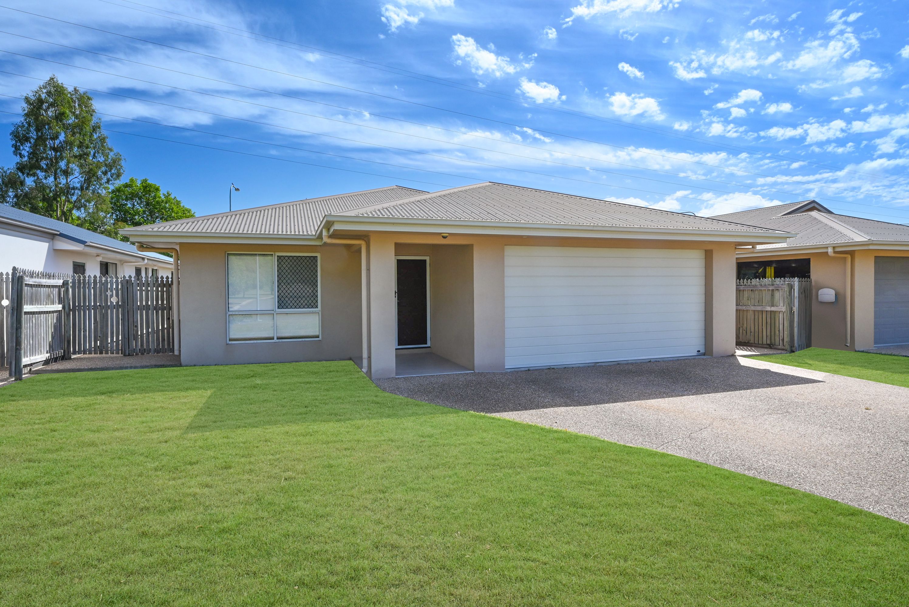9 Woodrow Circuit, Mount Louisa QLD 4814