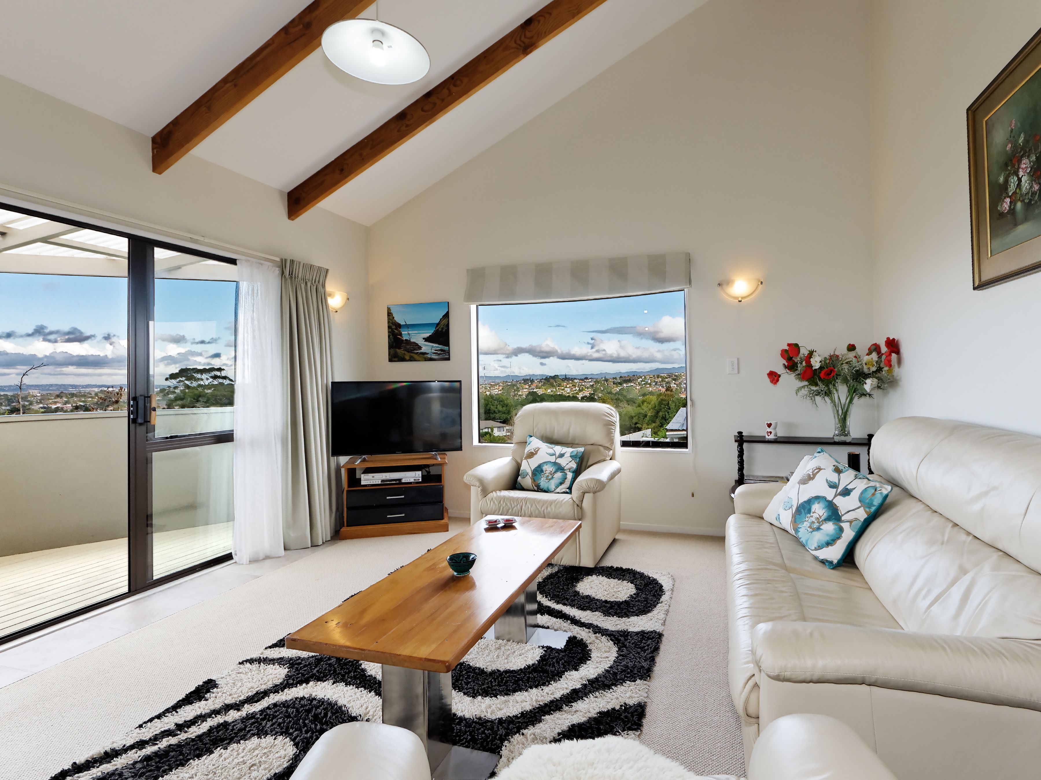 2/18 Rena Place, West Harbour, Waitakere City