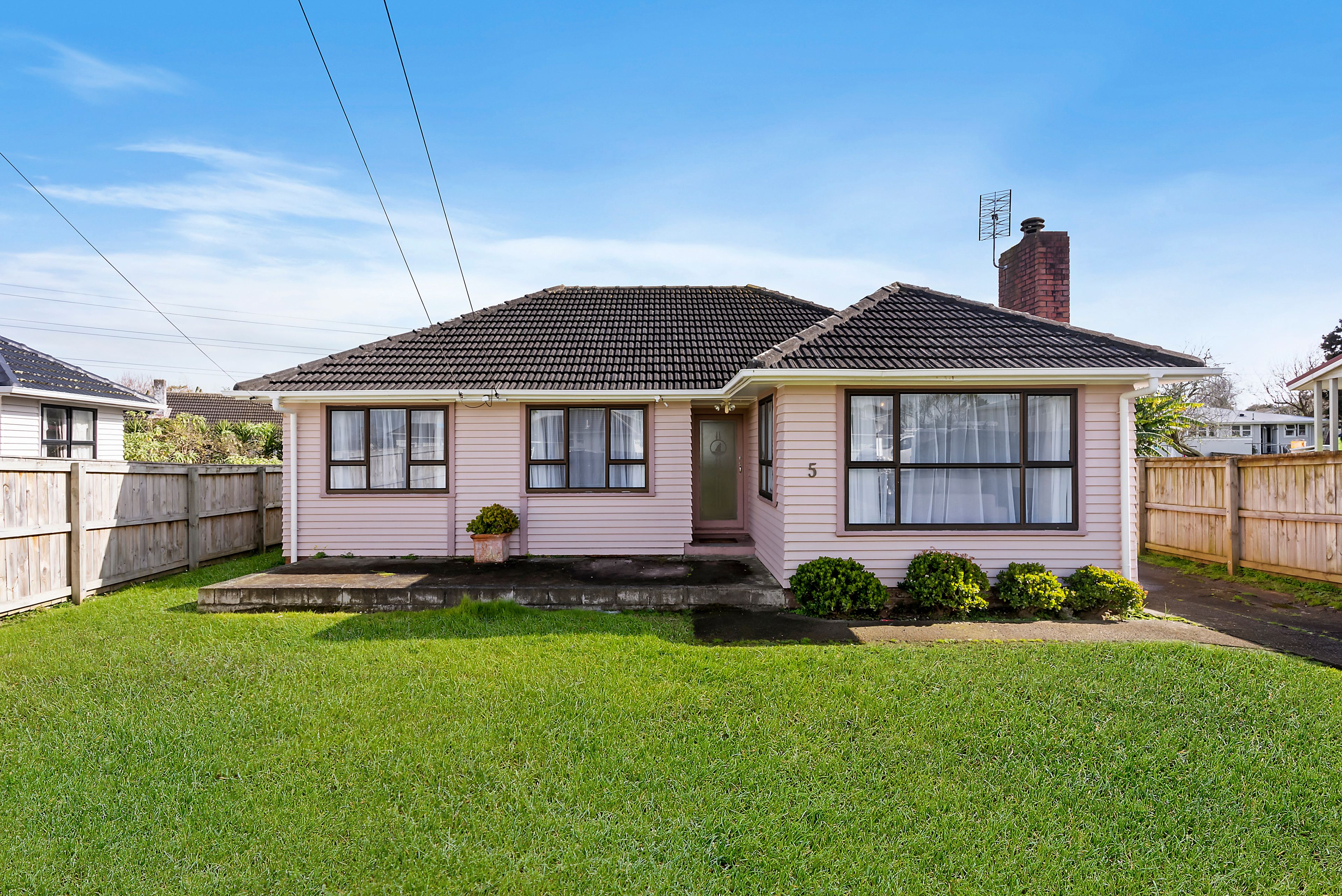 5 Nola Crescent, Otara, Manukau City