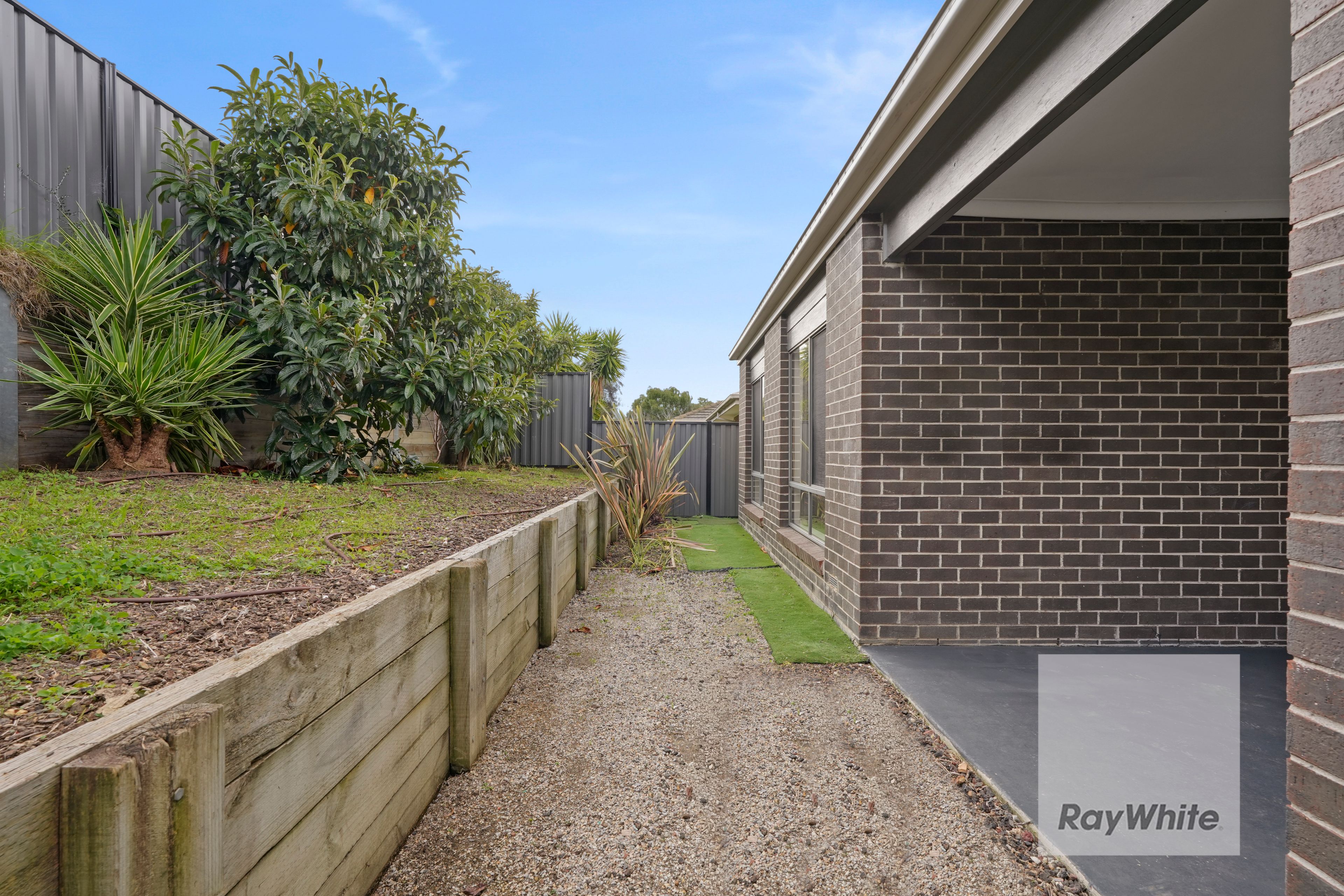 12 Jackaroo Street — photo 17 of 19