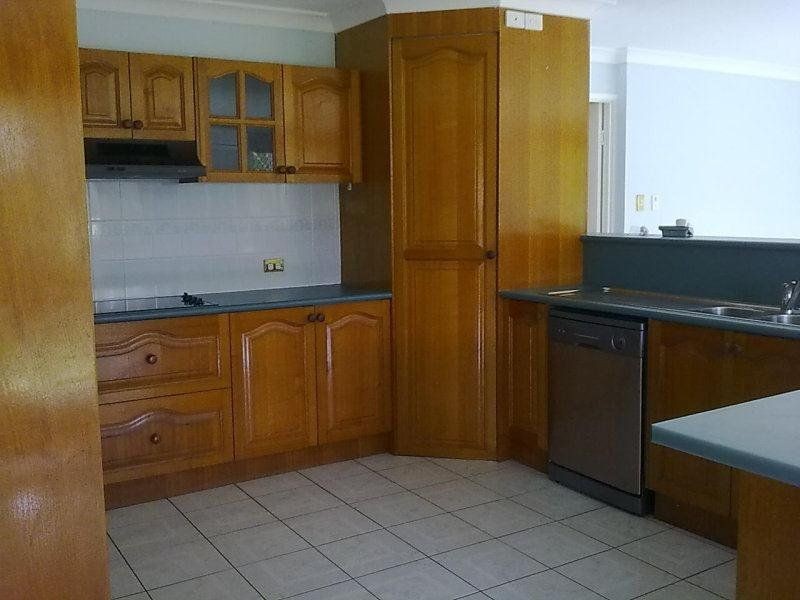 17 Kentia Street, Carseldine, QLD 4034