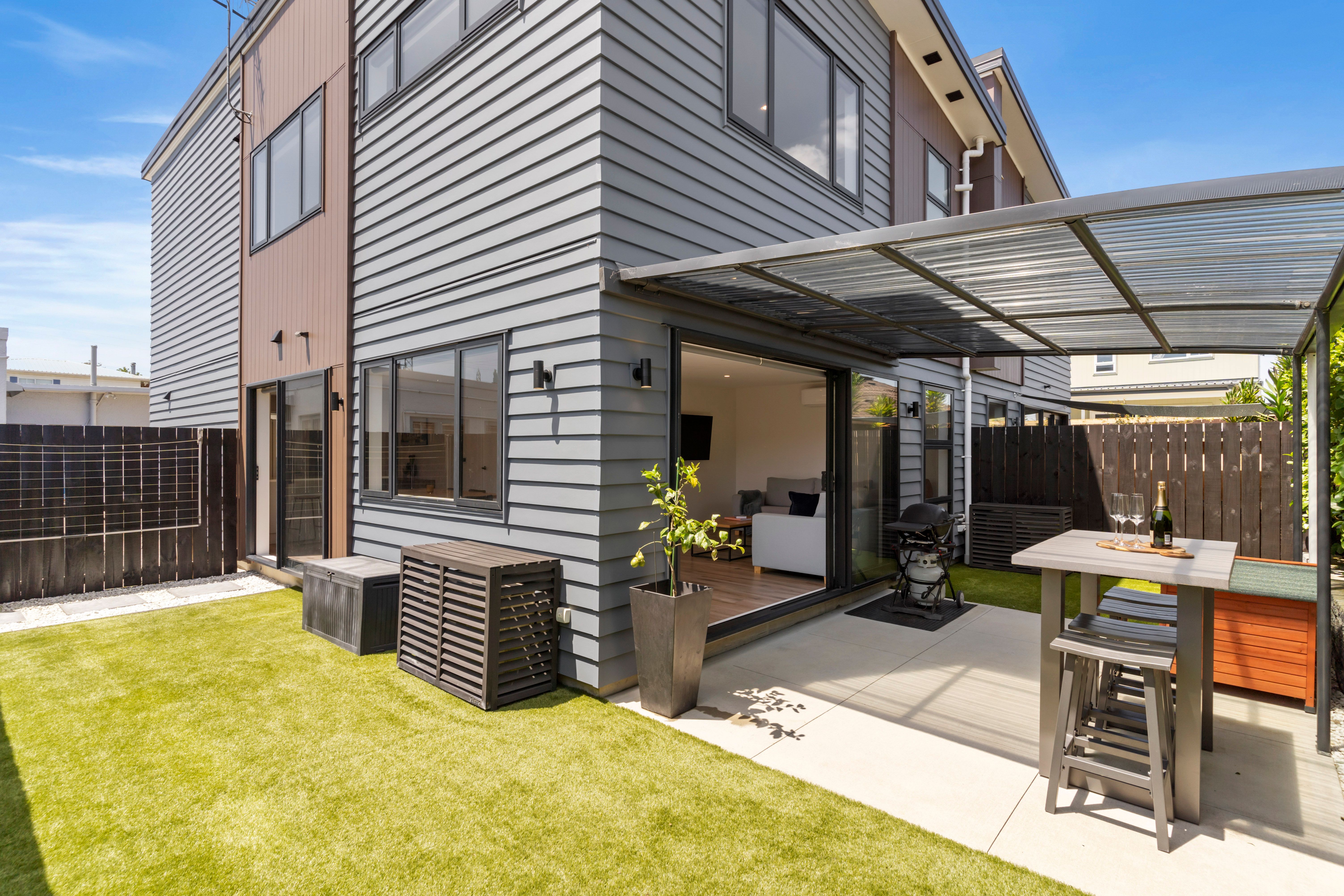 2/1 Tiaka Place, Pakuranga, Manukau City
