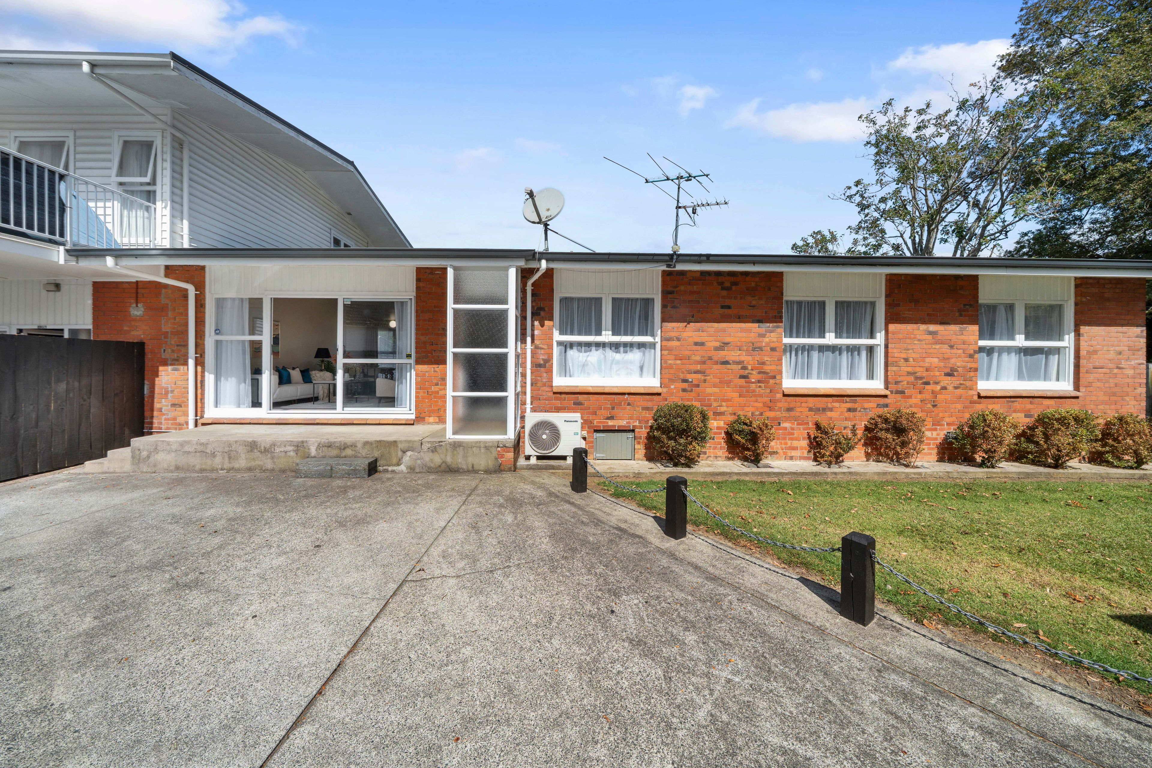 2/23G Gray Avenue, Mangere East, Manukau City