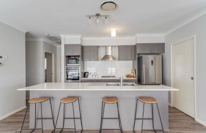 4 Norton Street, Spring Farm, NSW 2570