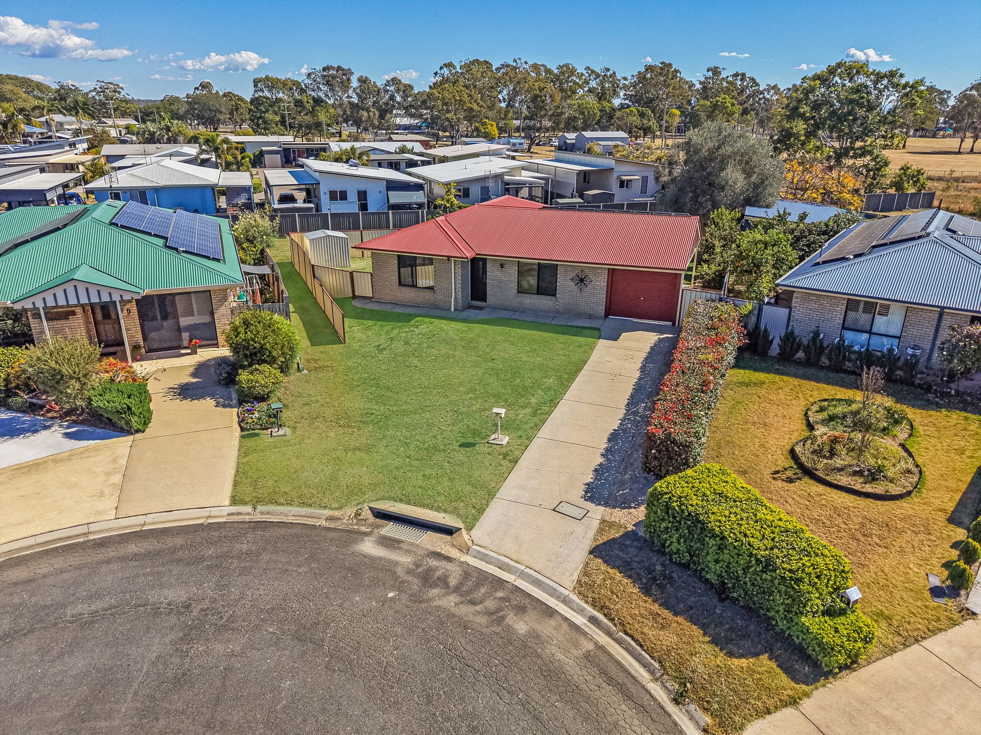 8 Kurrajong Court — photo 4 of 18
