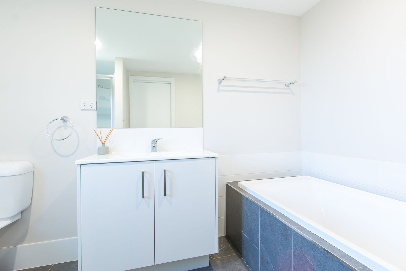 56 Pacific Highway, Gateshead, NSW 2290